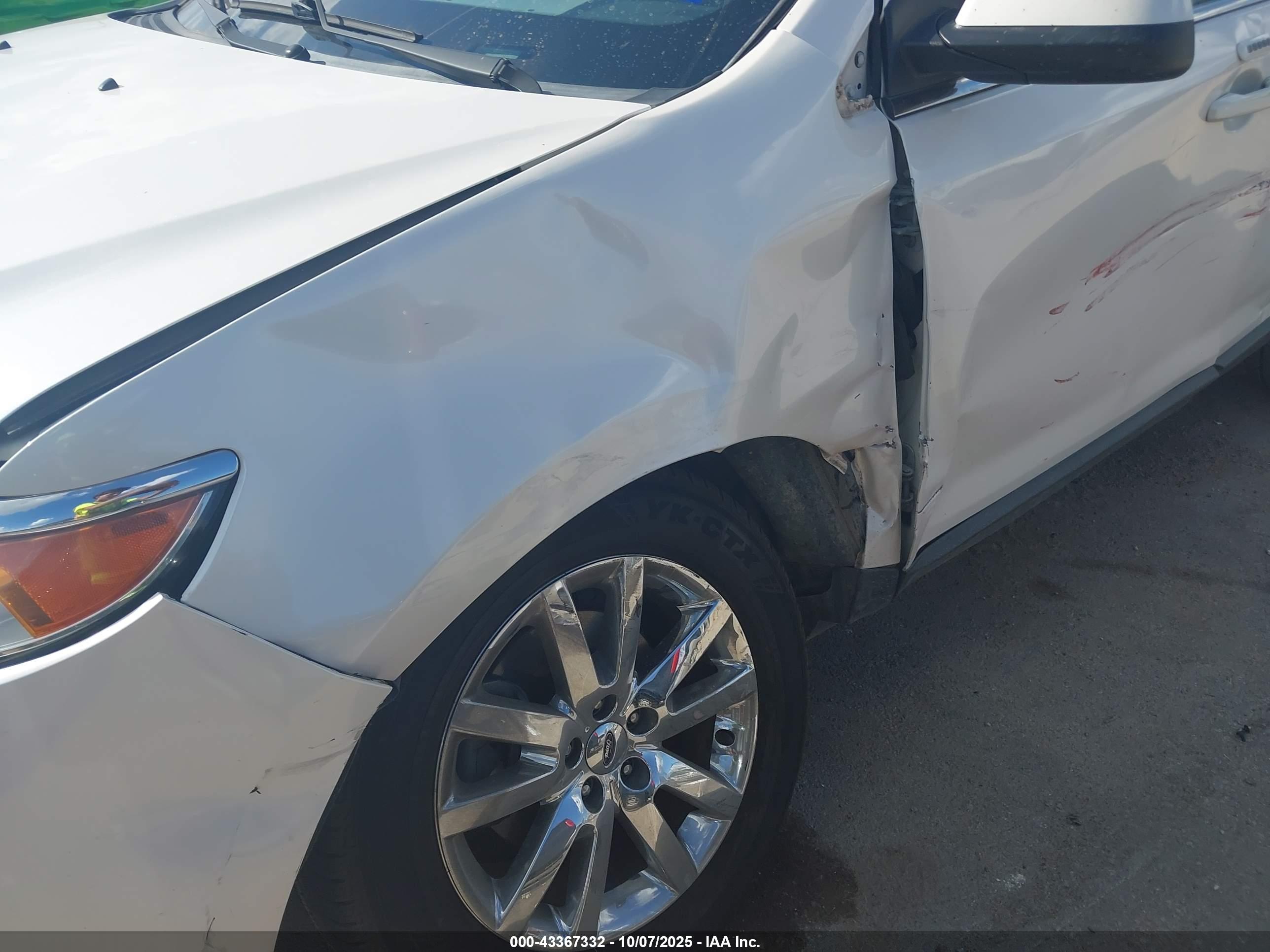 FORD EDGE image 6