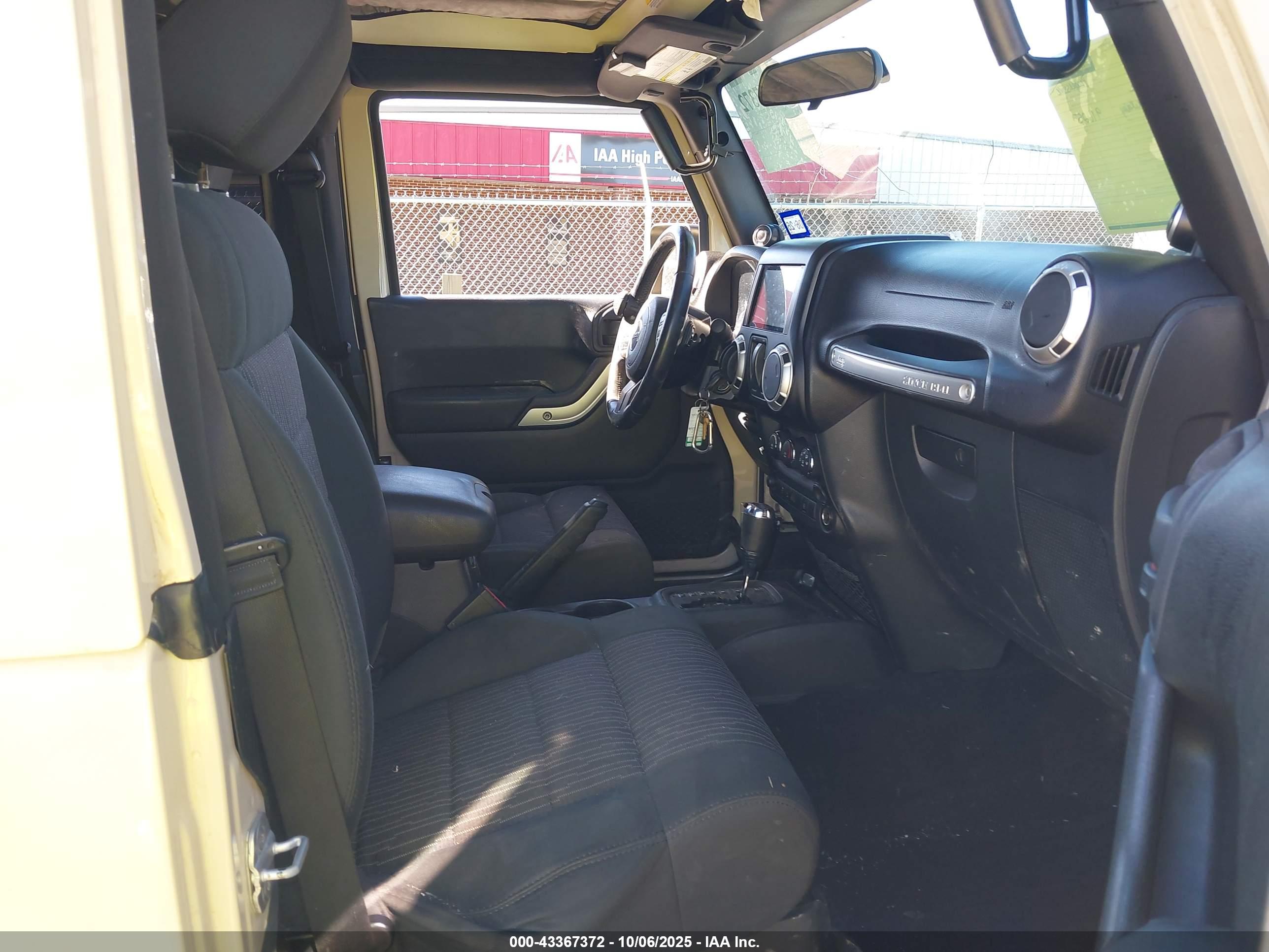JEEP WRANGLER image 5
