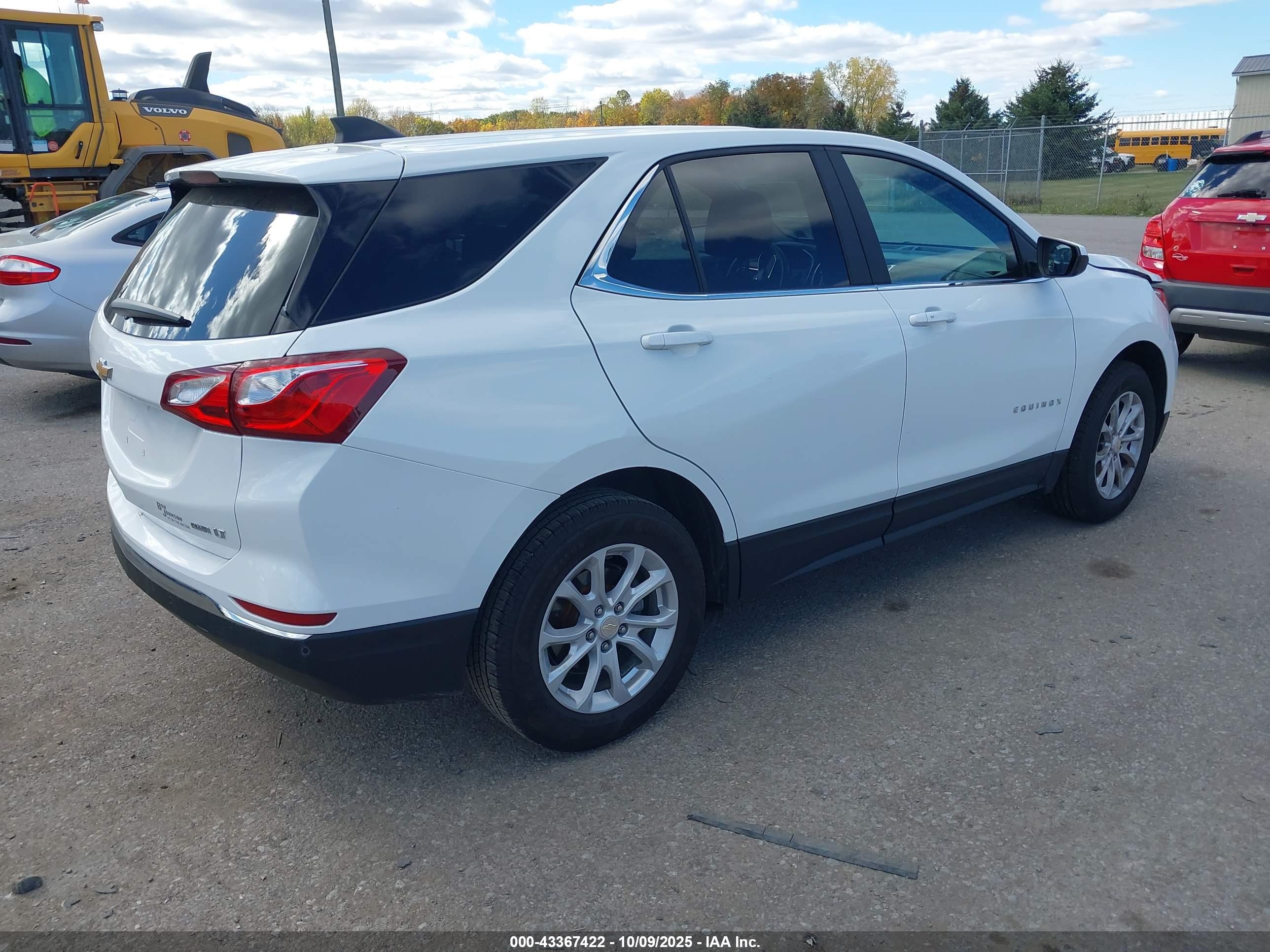 CHEVROLET EQUINOX image 4