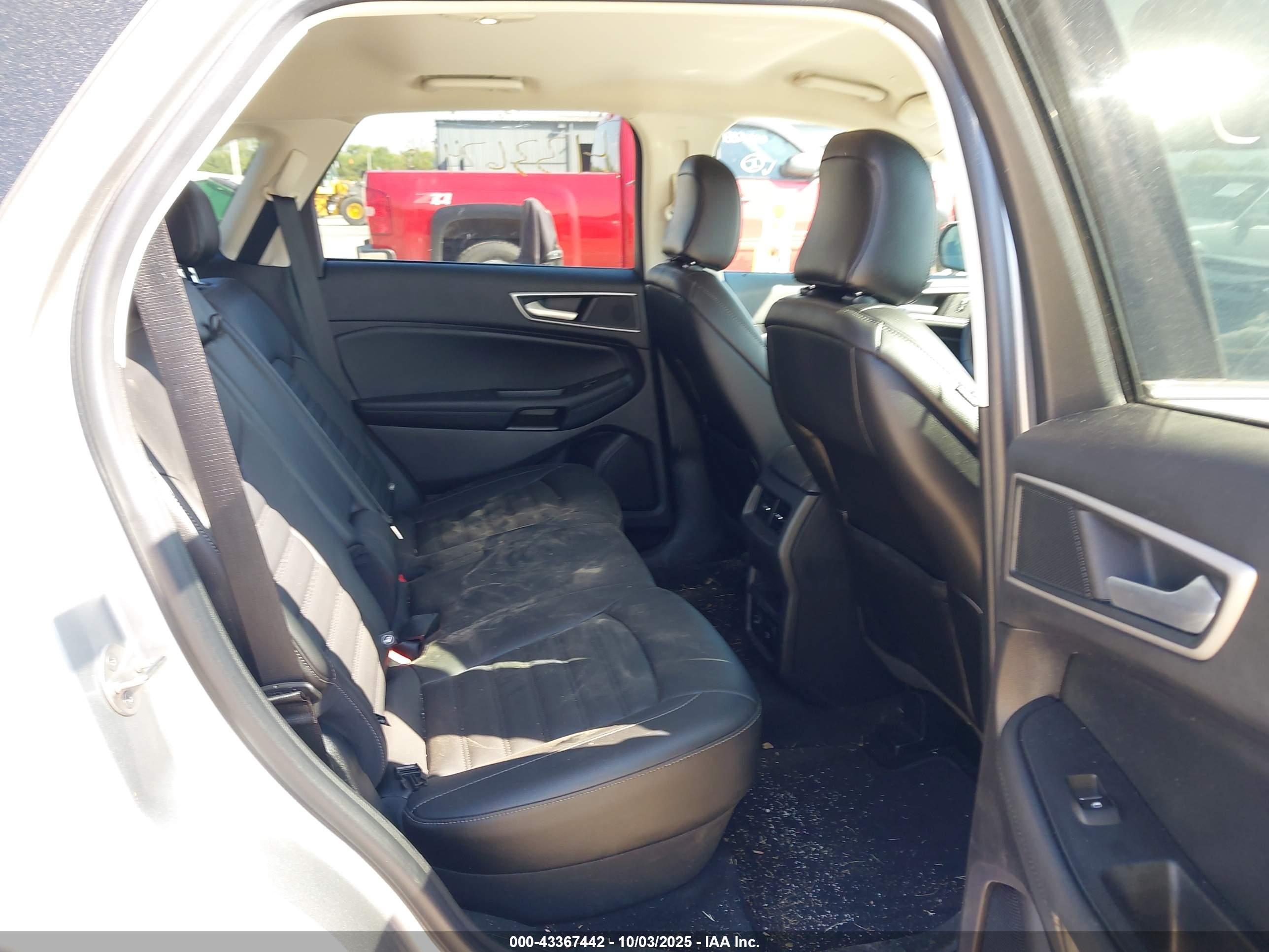 FORD EDGE image 8