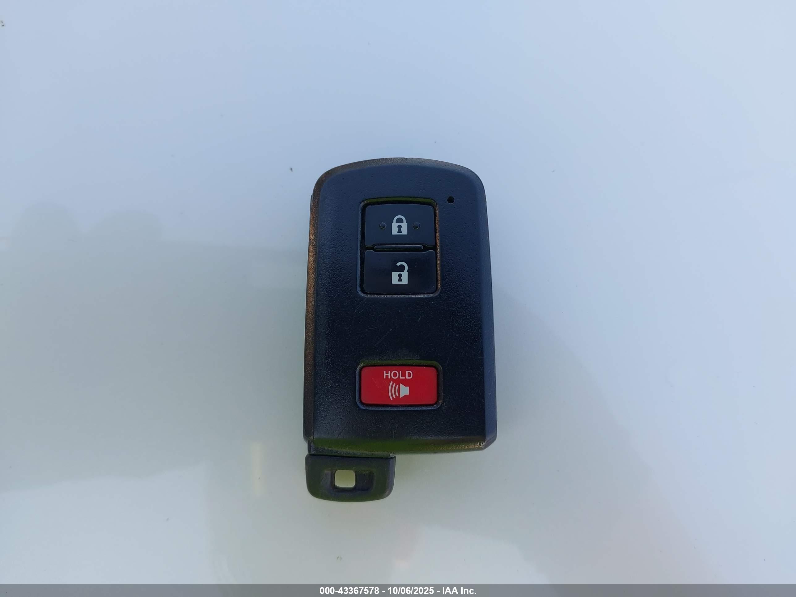 TOYOTA PRIUS image 11
