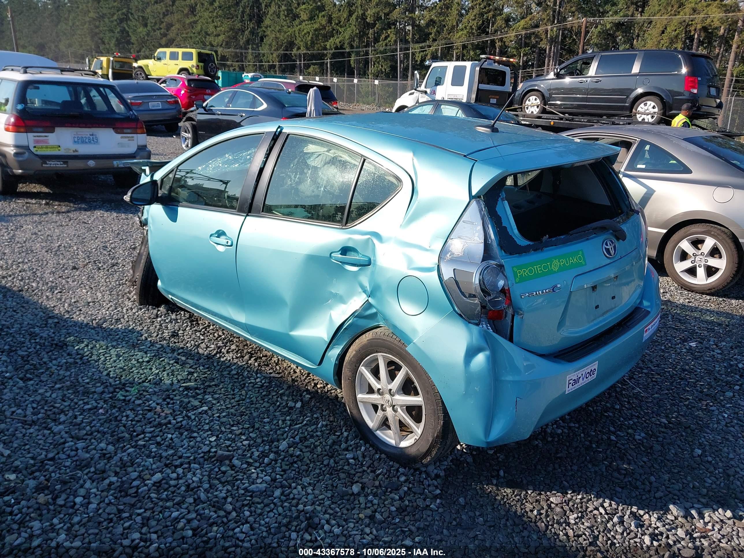 TOYOTA PRIUS image 3