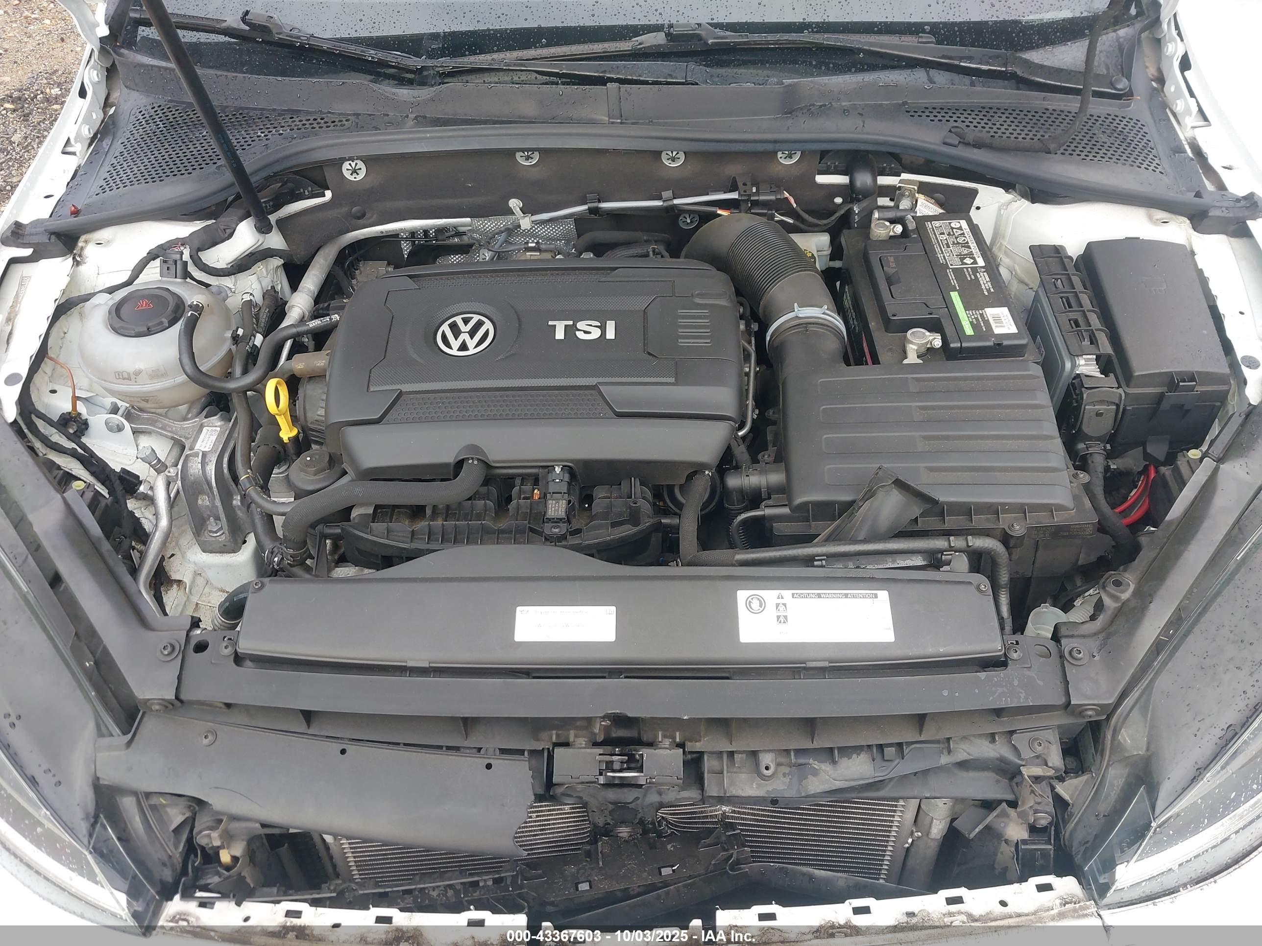VOLKSWAGEN GOLF image 10