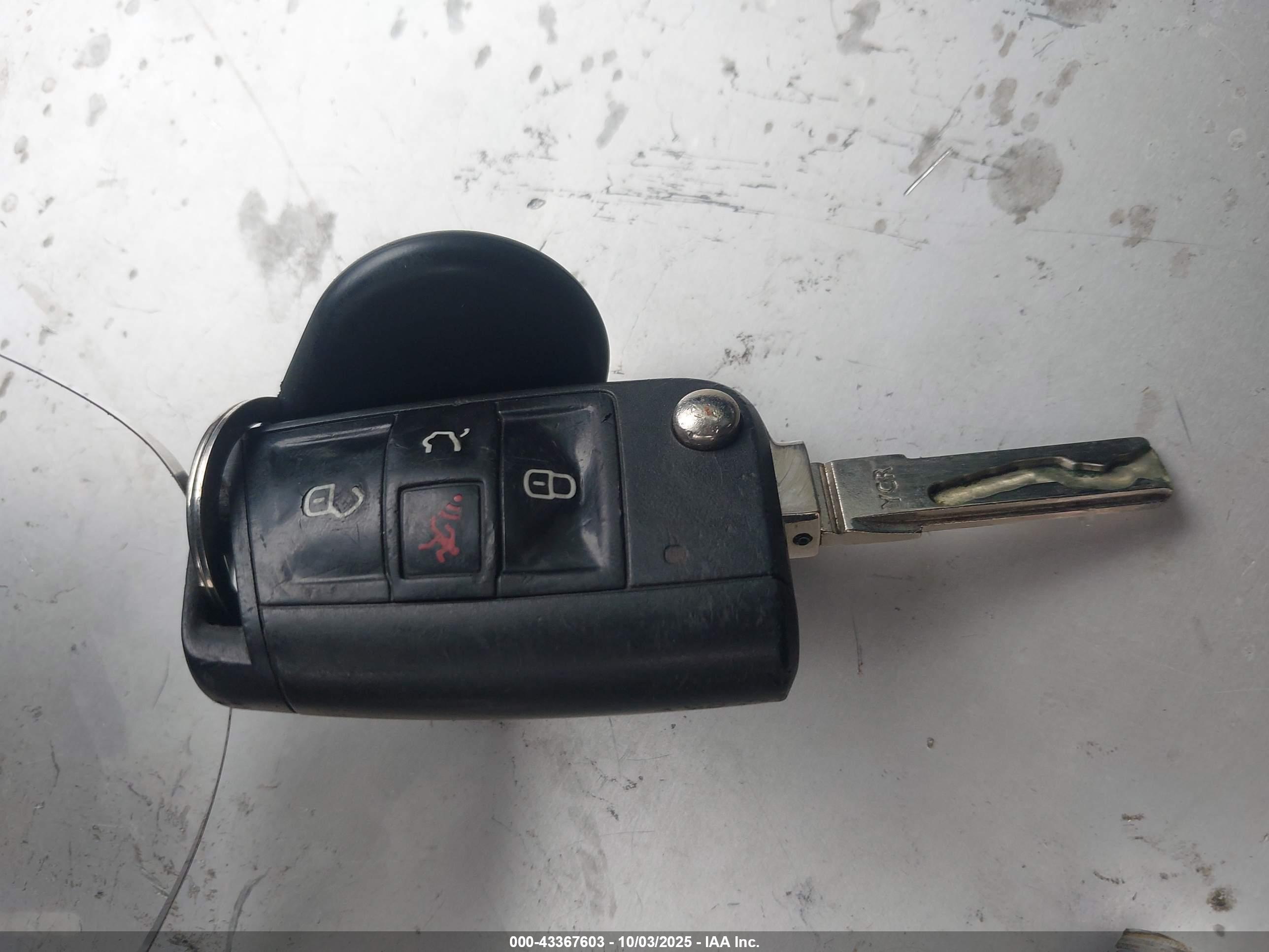 VOLKSWAGEN GOLF image 11