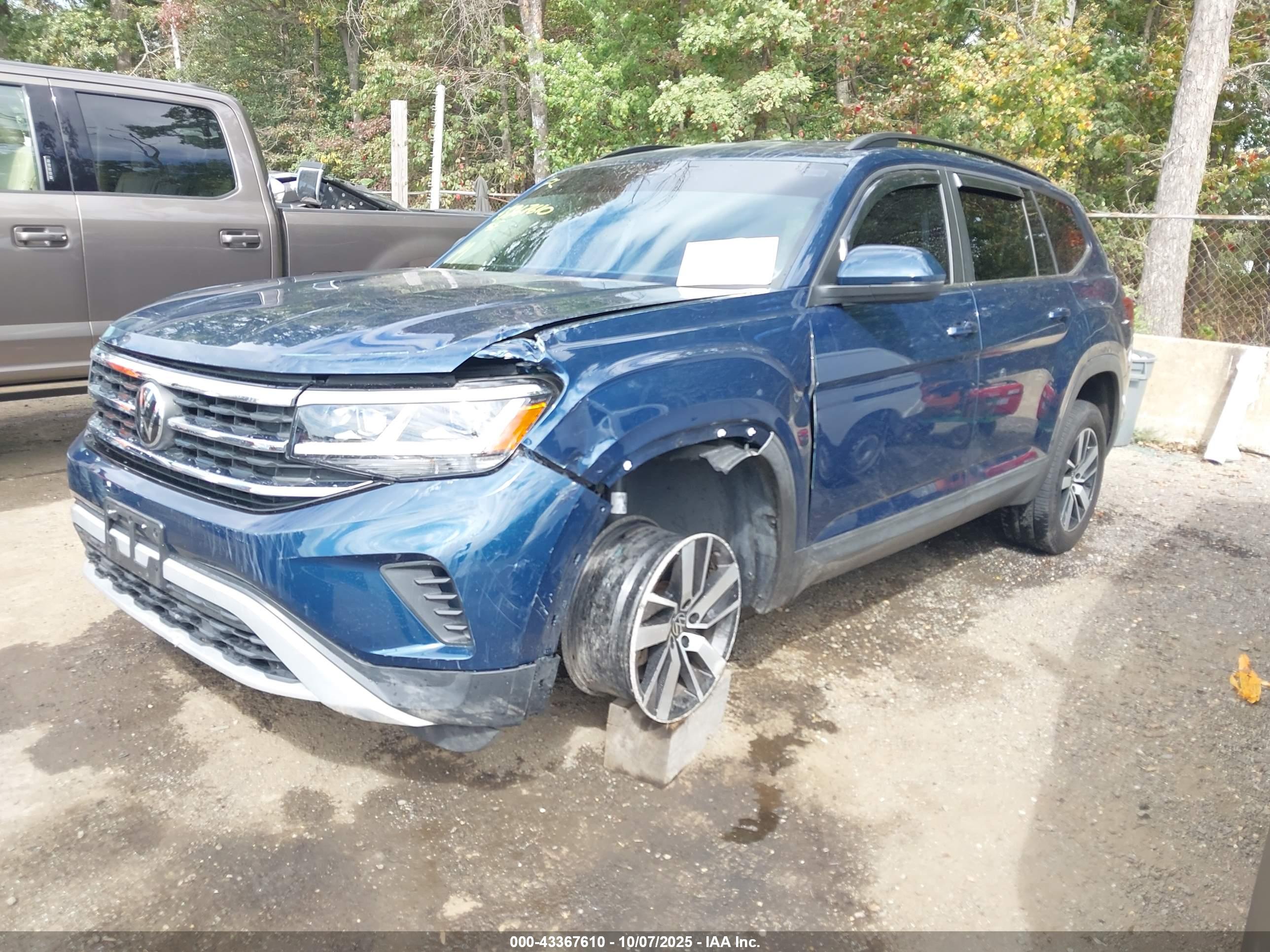 VOLKSWAGEN ATLAS image 2