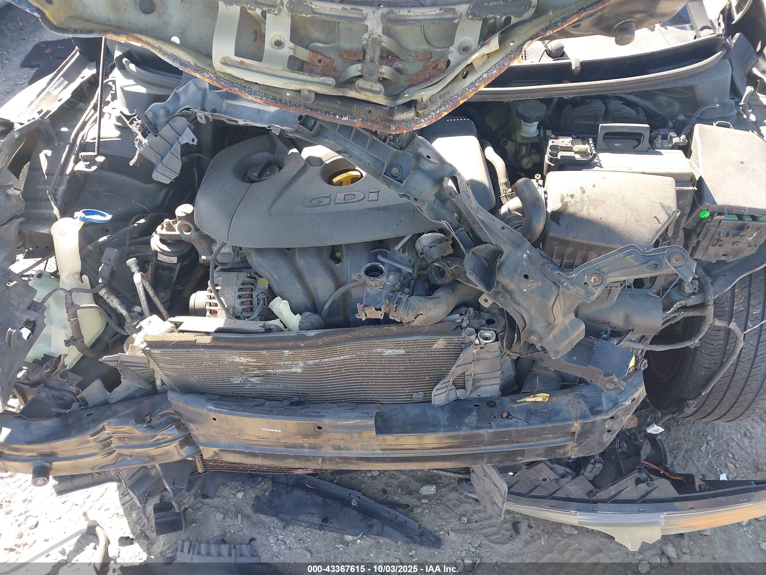 HYUNDAI ELANTRA image 10