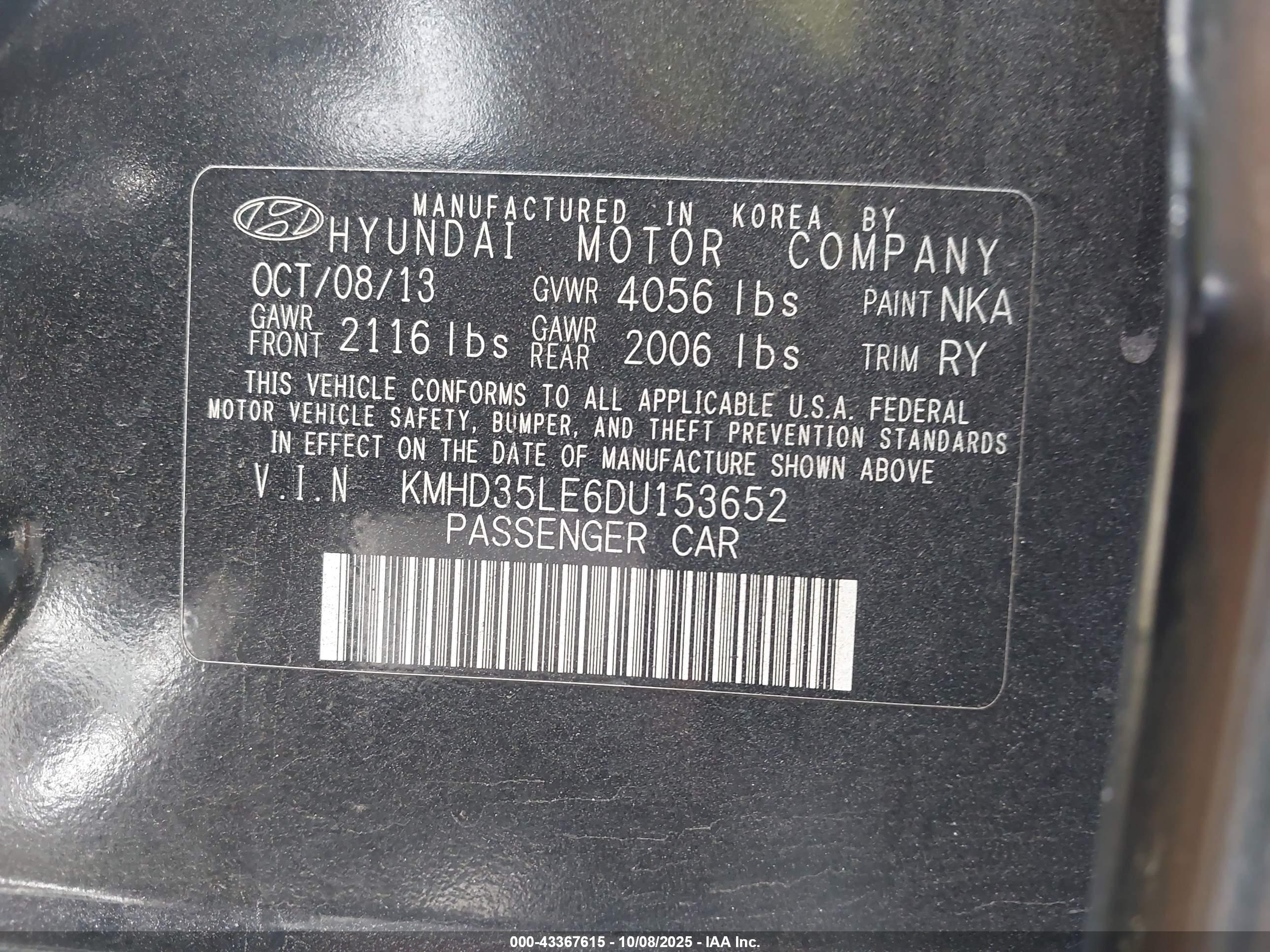 HYUNDAI ELANTRA image 9