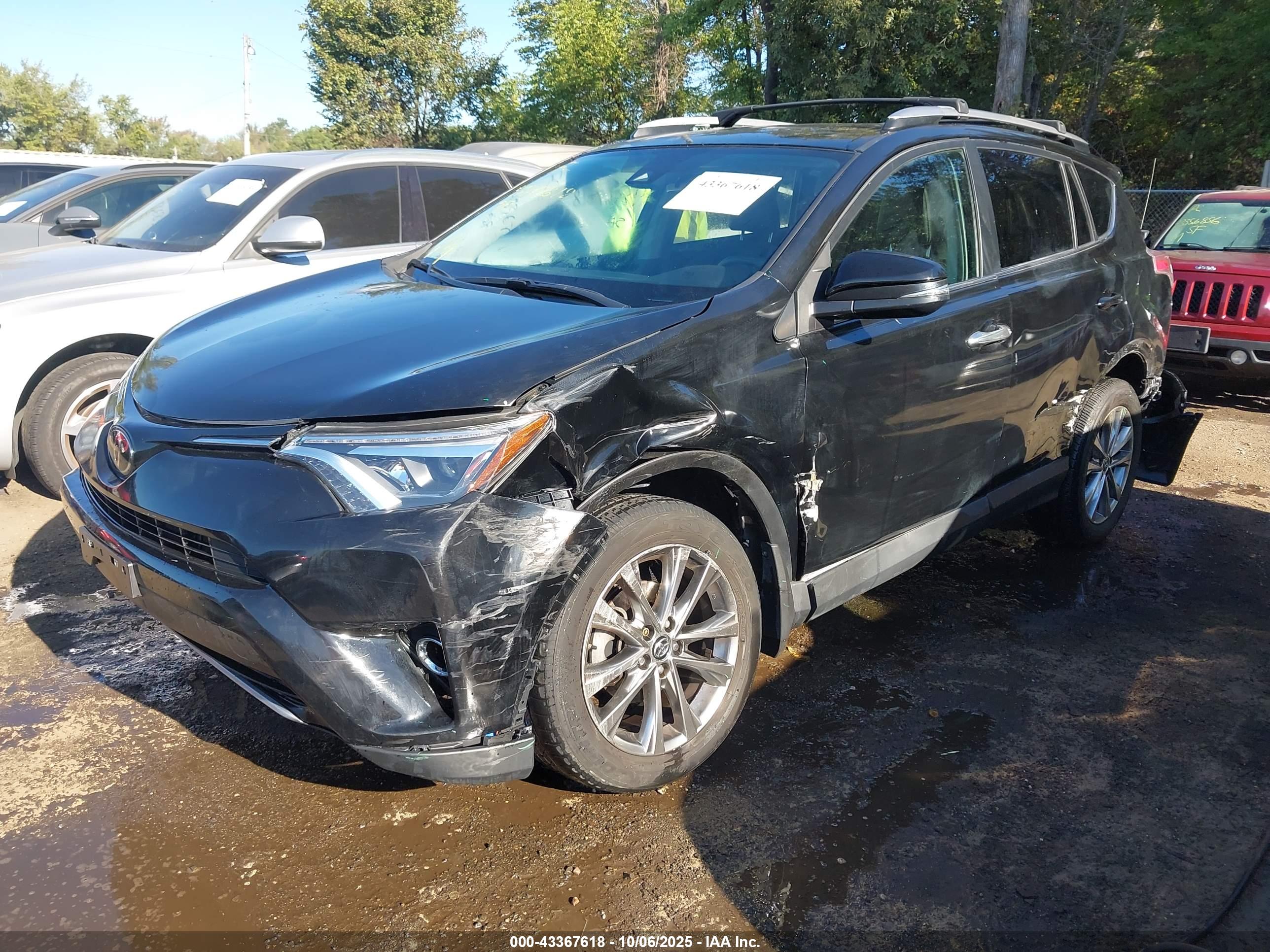 TOYOTA RAV4 image 2