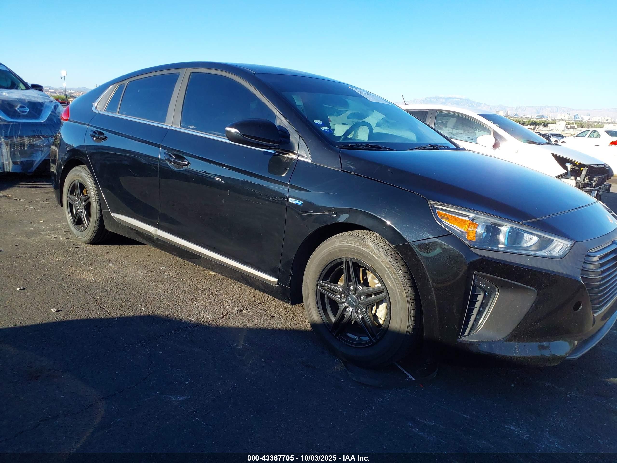 HYUNDAI IONIQ image 6