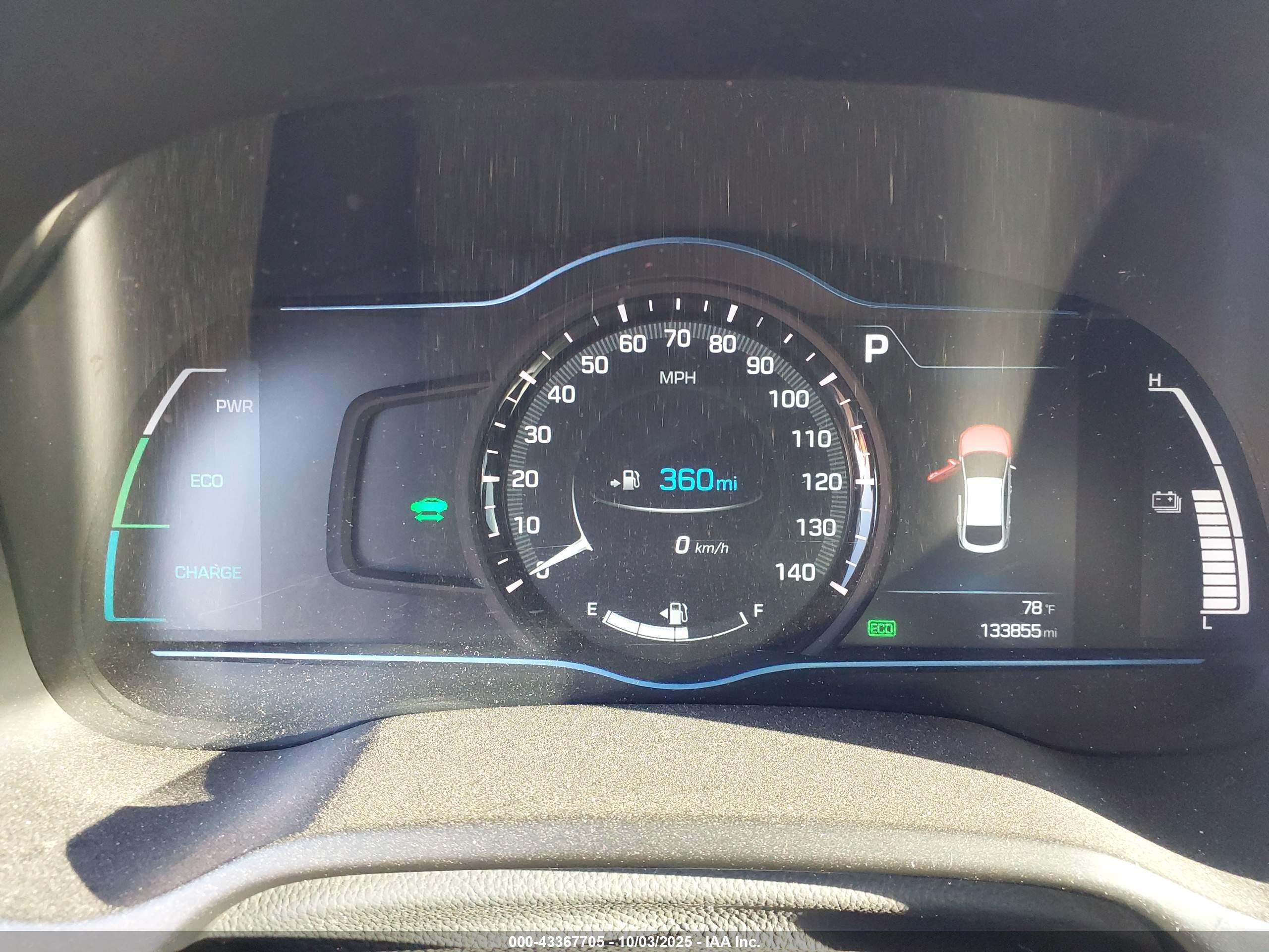 HYUNDAI IONIQ image 7