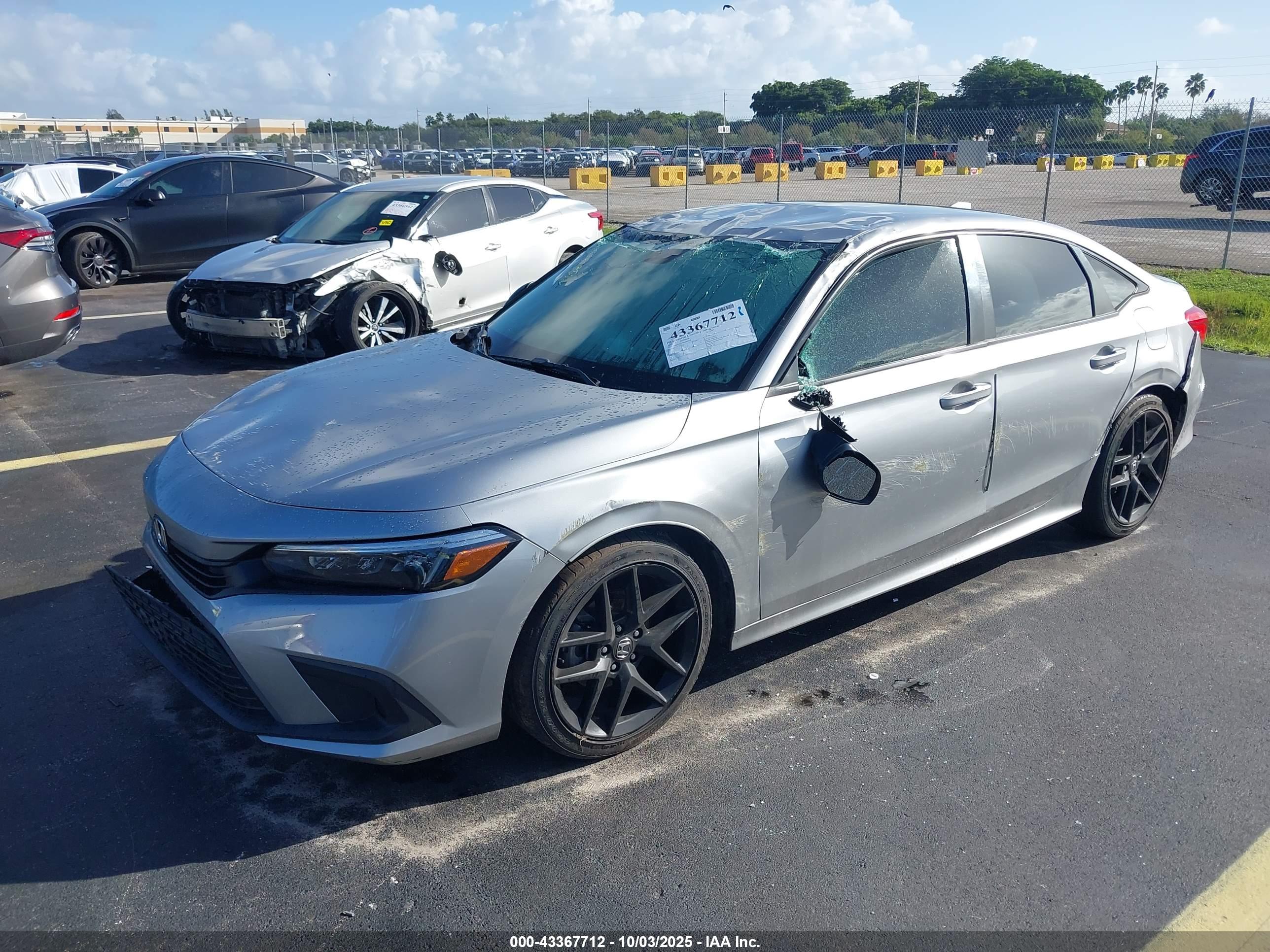 HONDA CIVIC image 2