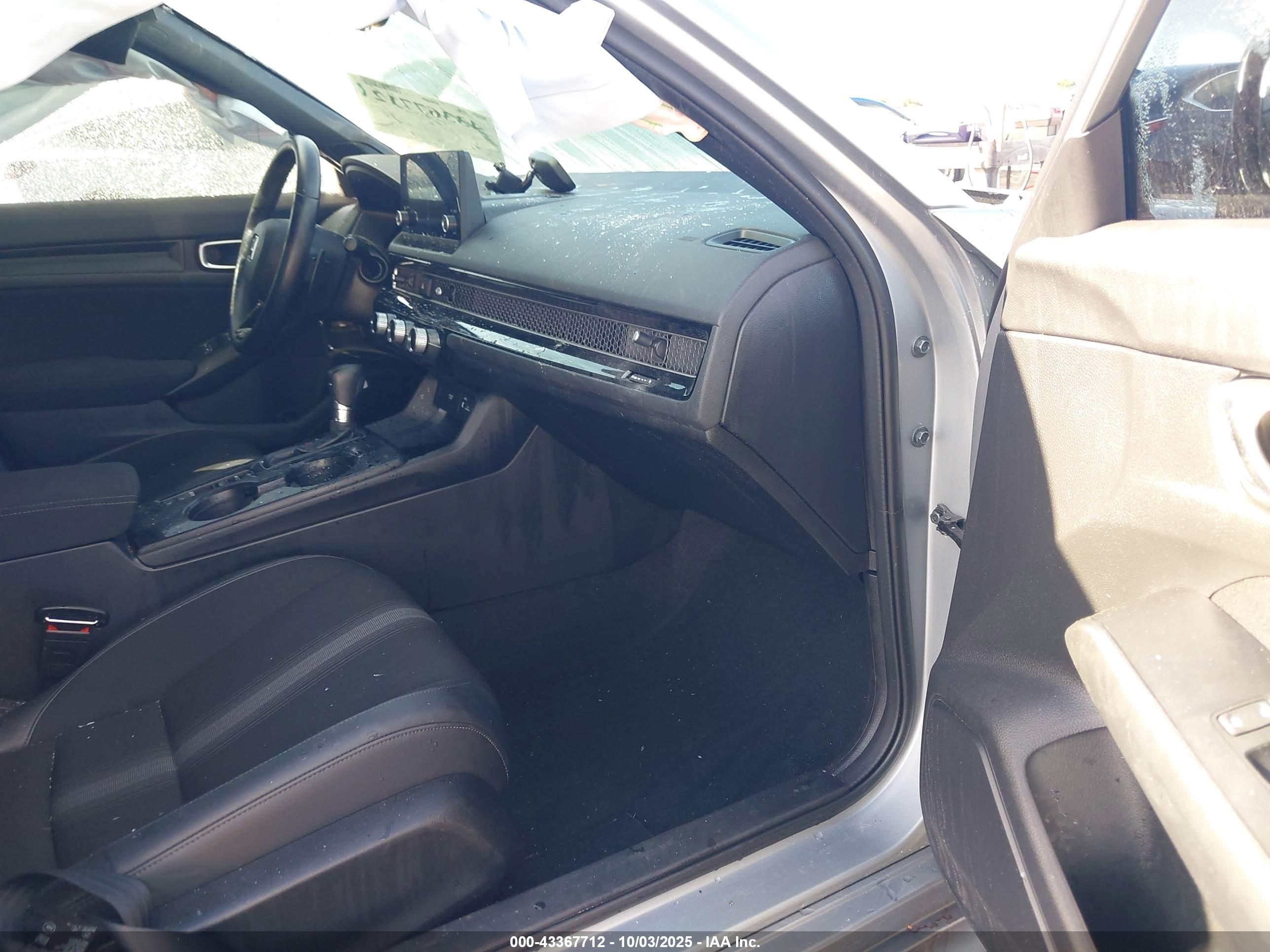 HONDA CIVIC image 5