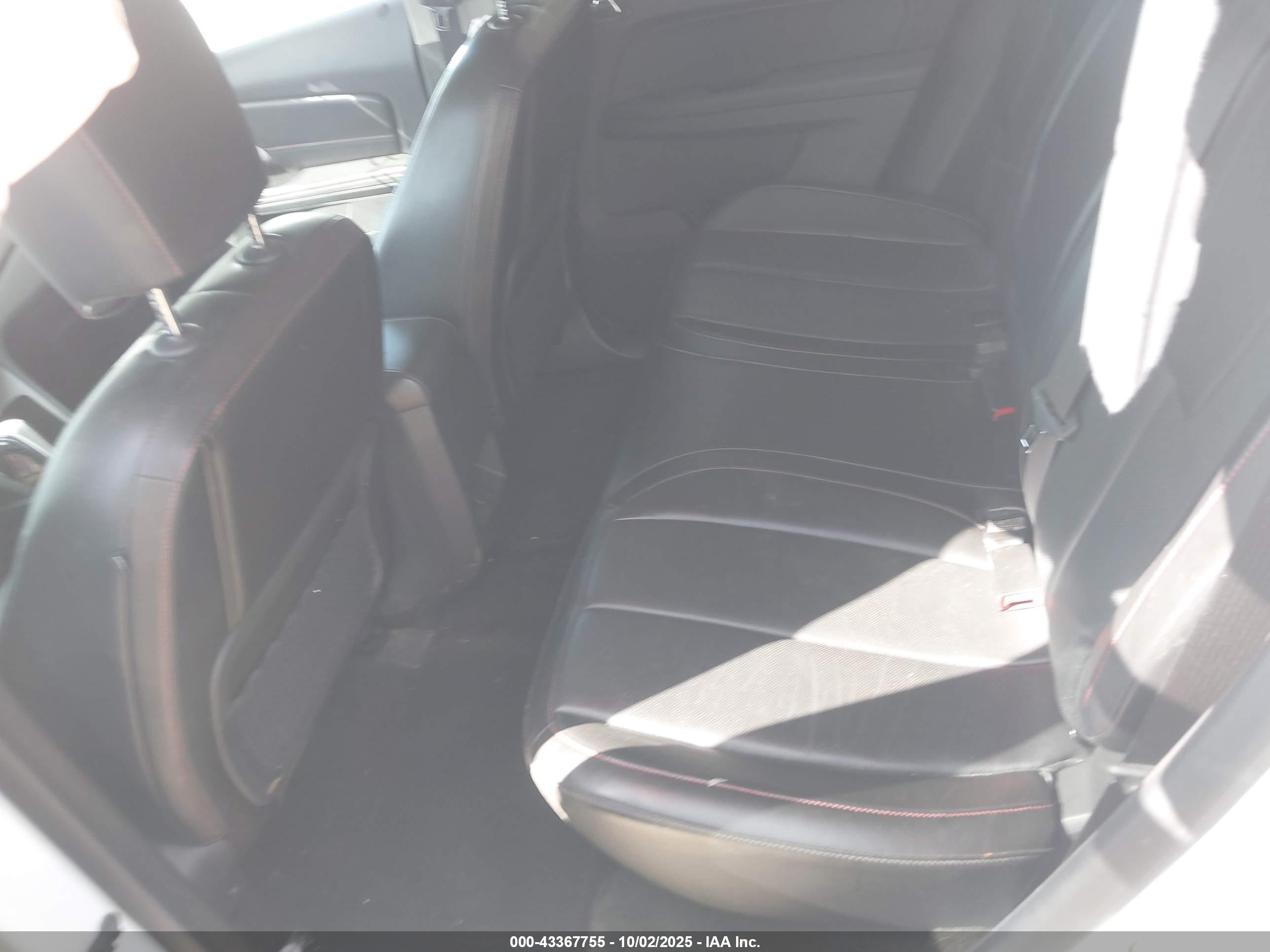 GMC TERRAIN image 8