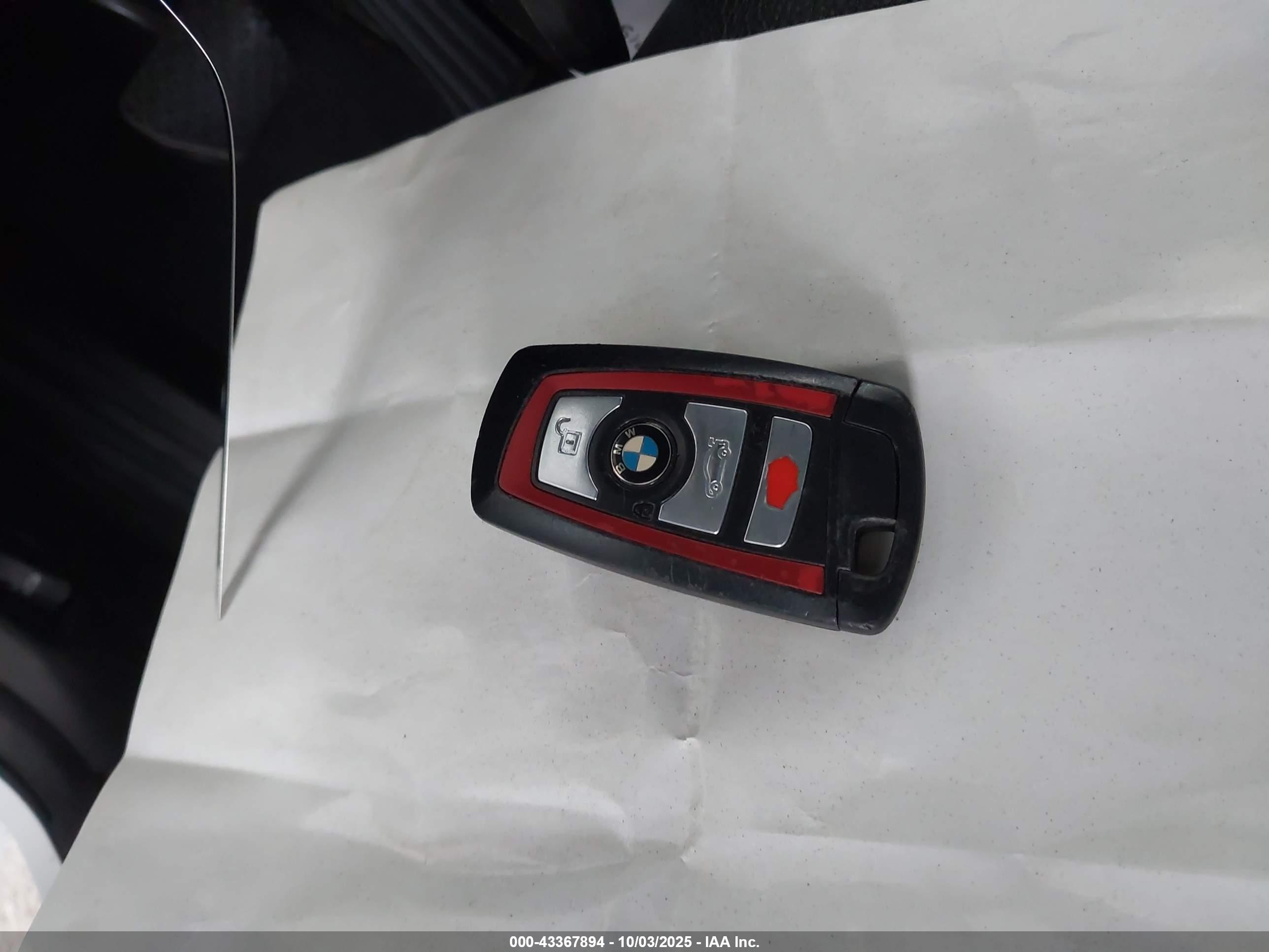 BMW 328I image 11