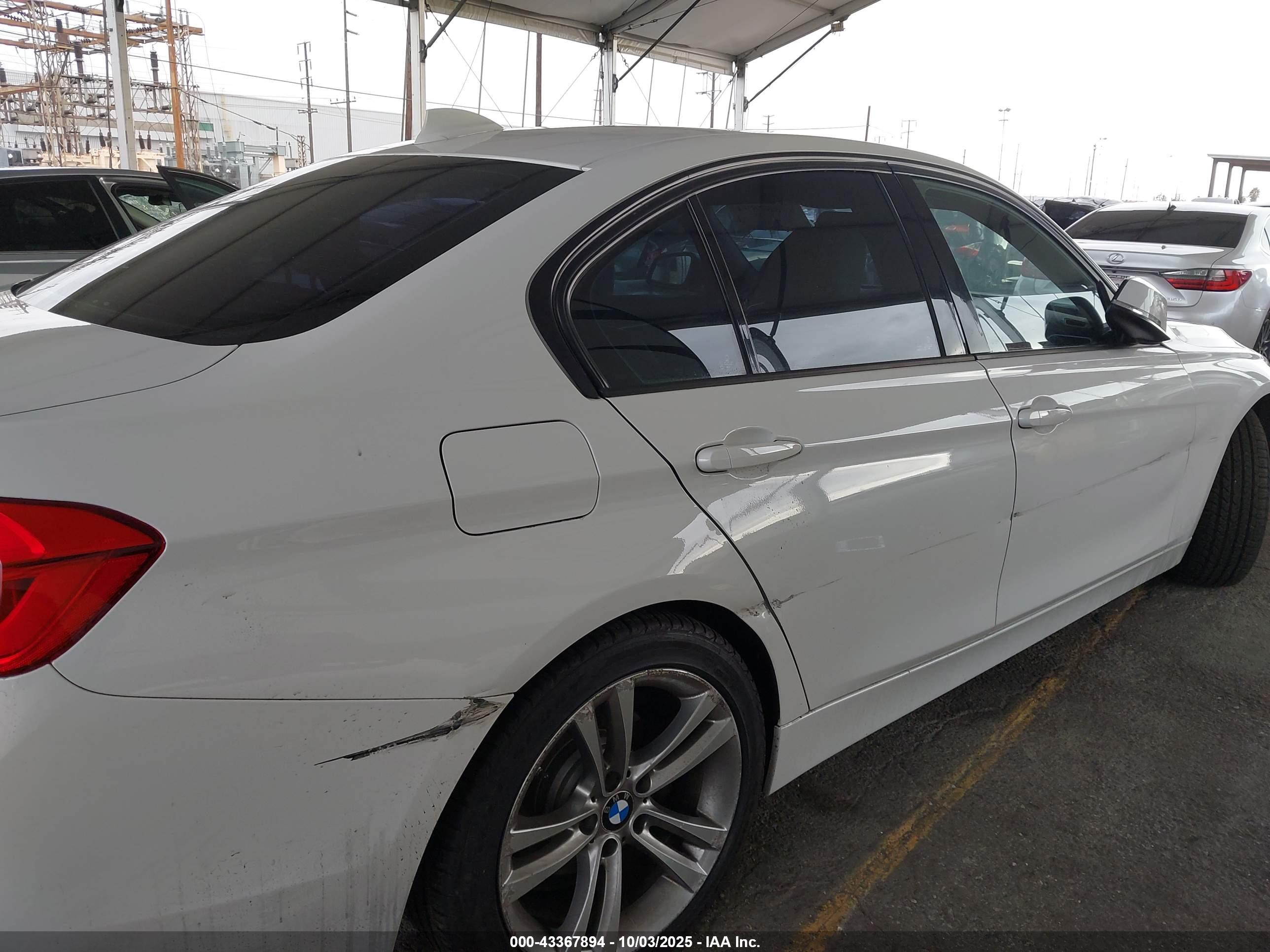 BMW 328I image 6