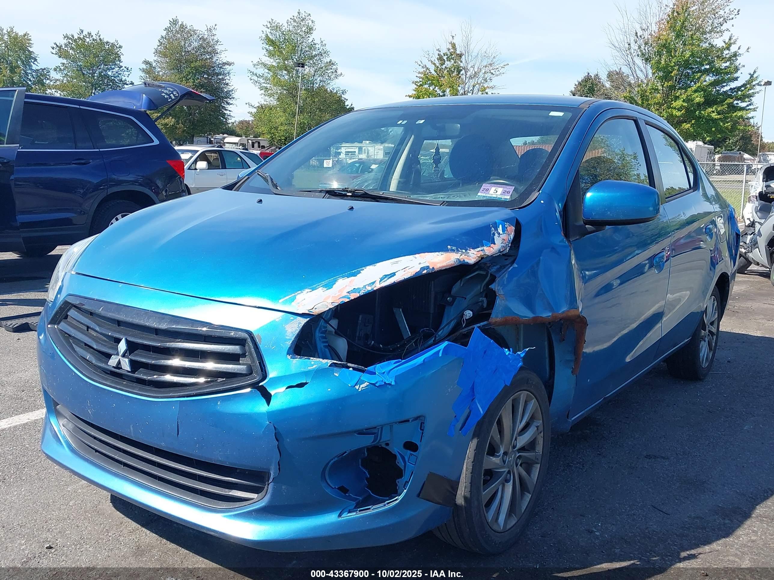 MITSUBISHI MIRAGE image 2