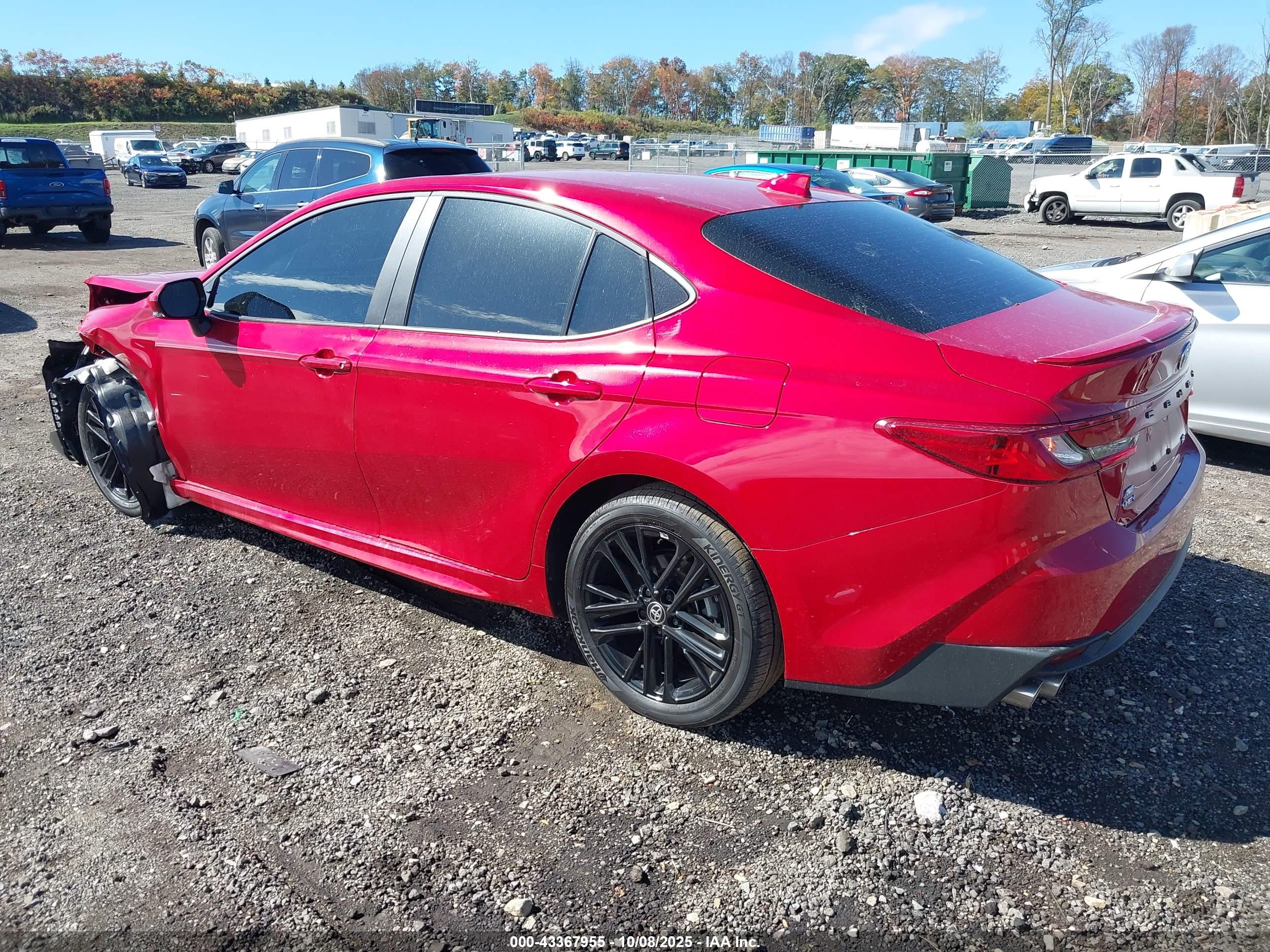 TOYOTA CAMRY image 3