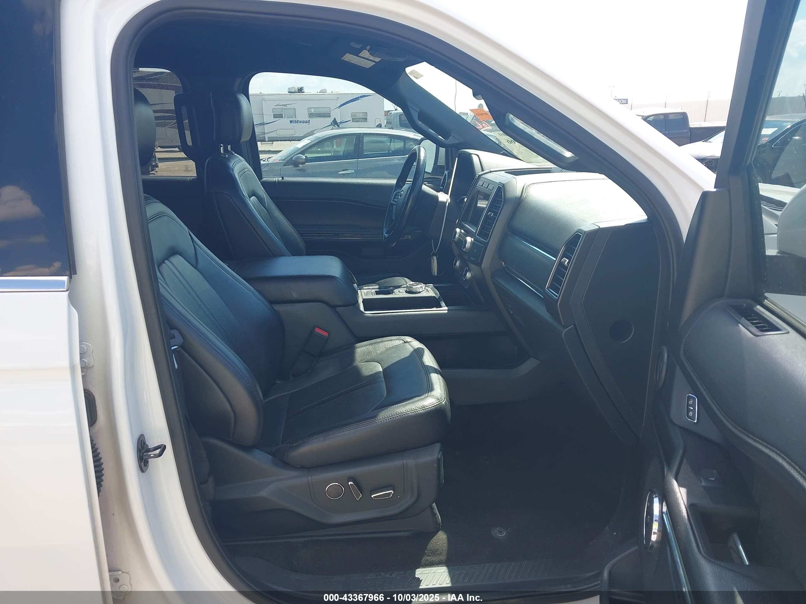 FORD EXPEDITION image 5