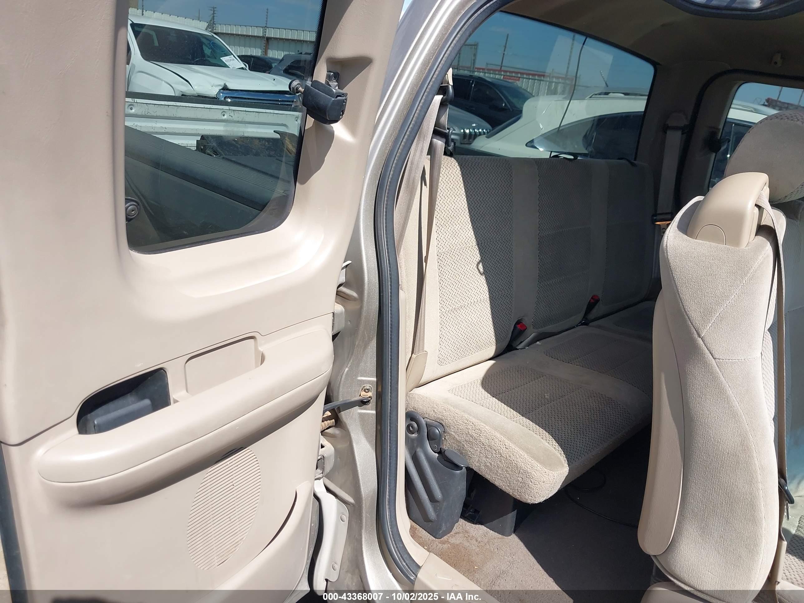 FORD F-150 image 8