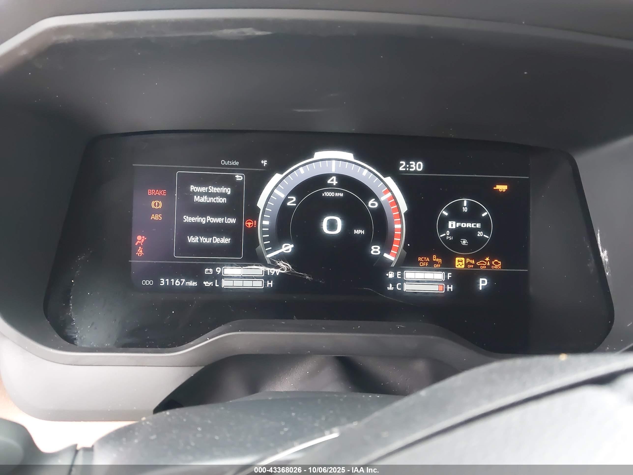TOYOTA TUNDRA image 7