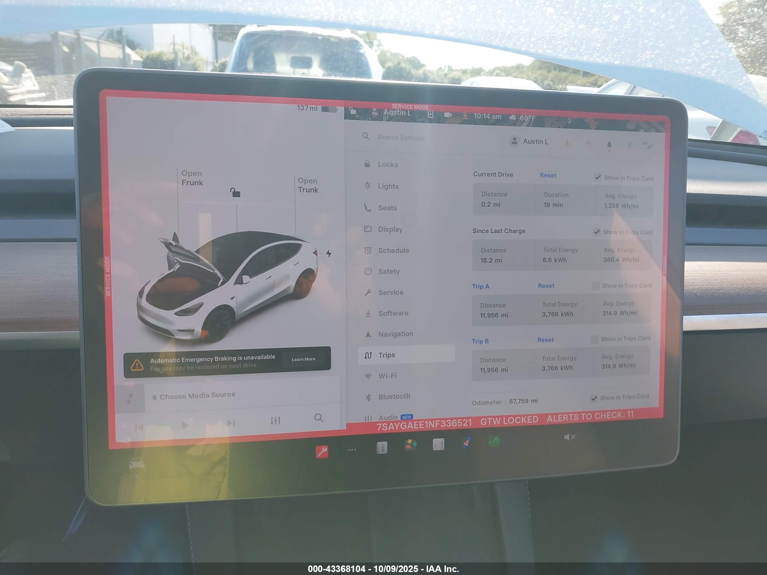 TESLA MODEL image 7
