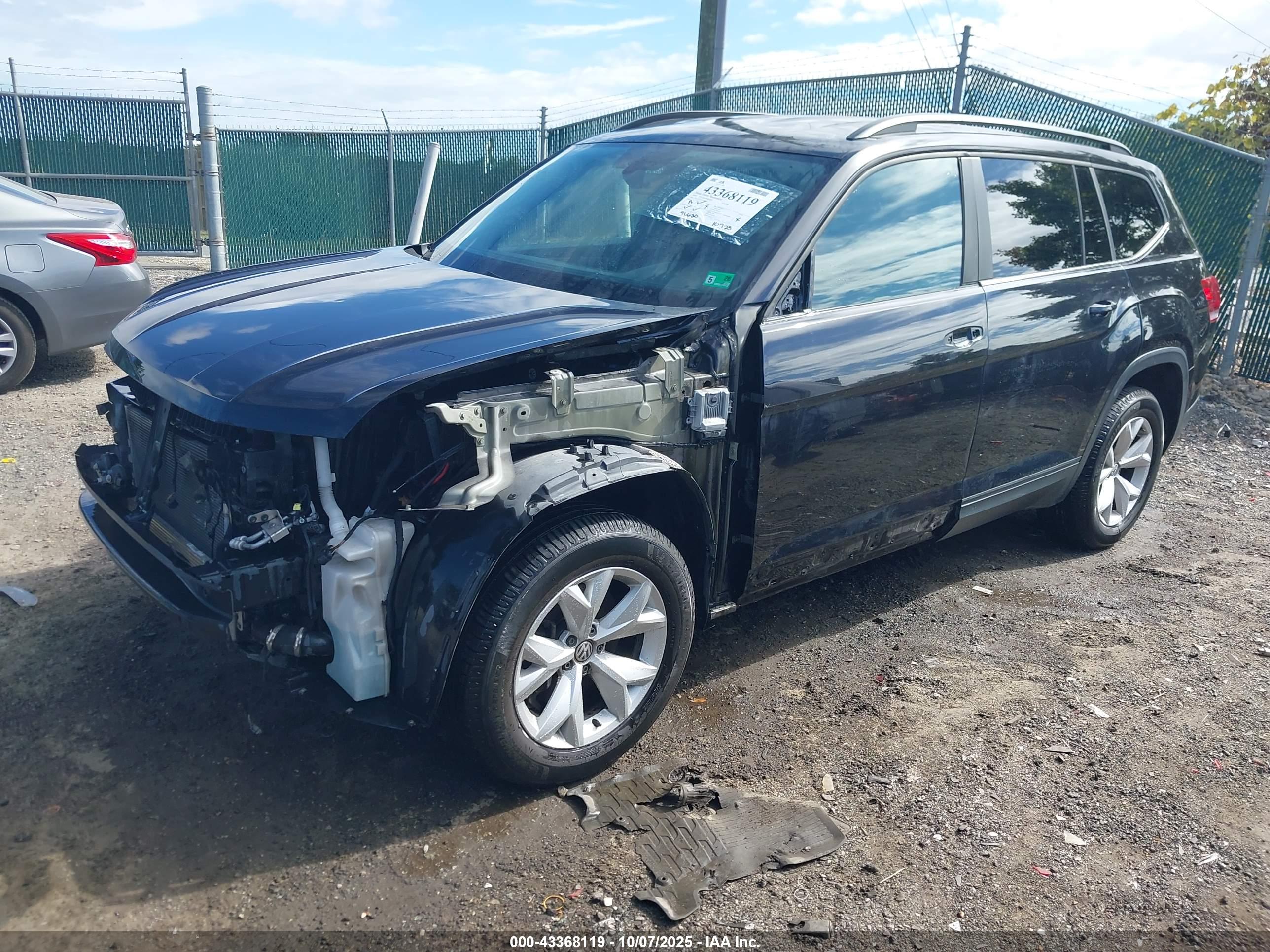 VOLKSWAGEN ATLAS image 2