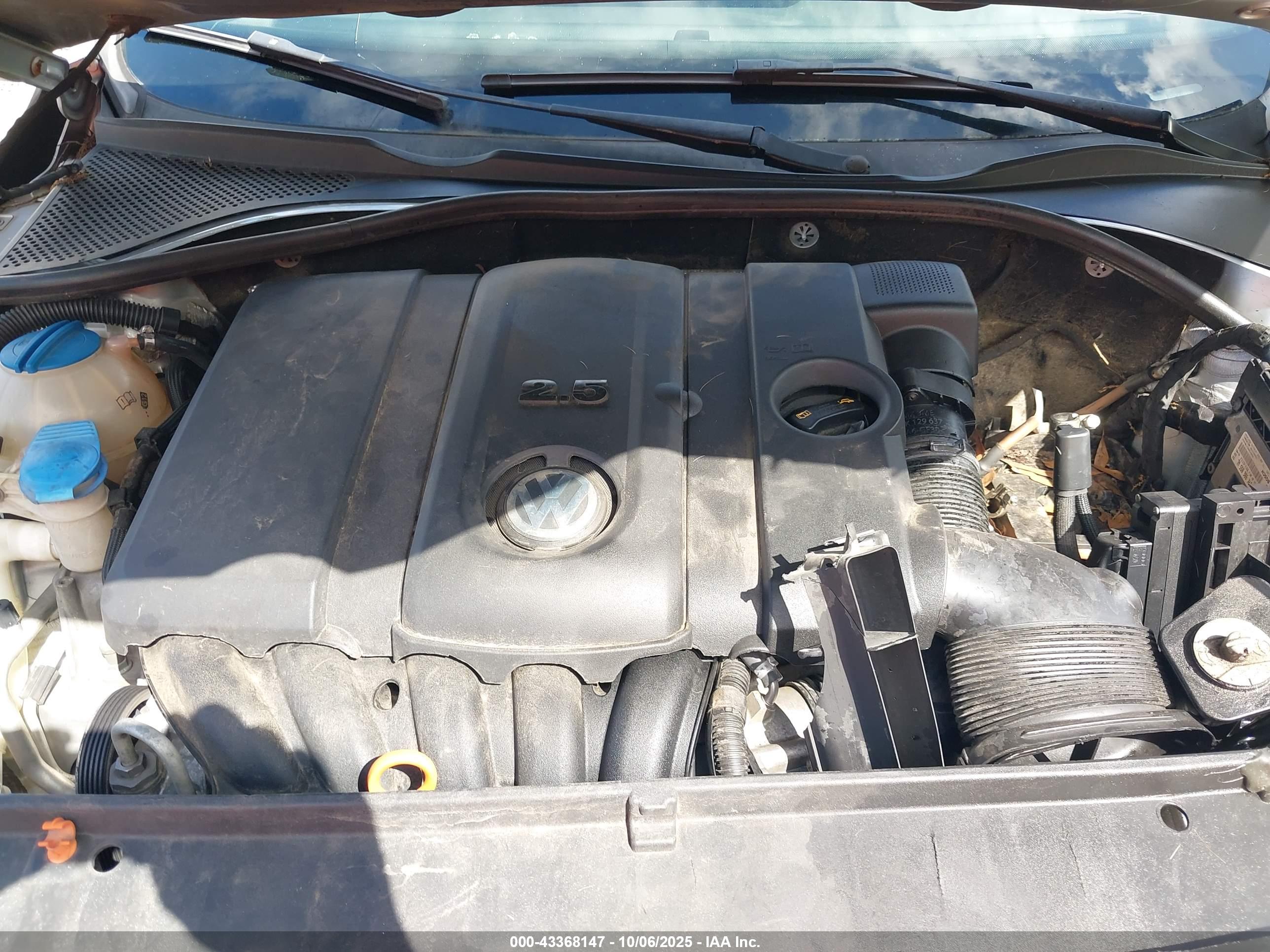 VOLKSWAGEN PASSAT image 10