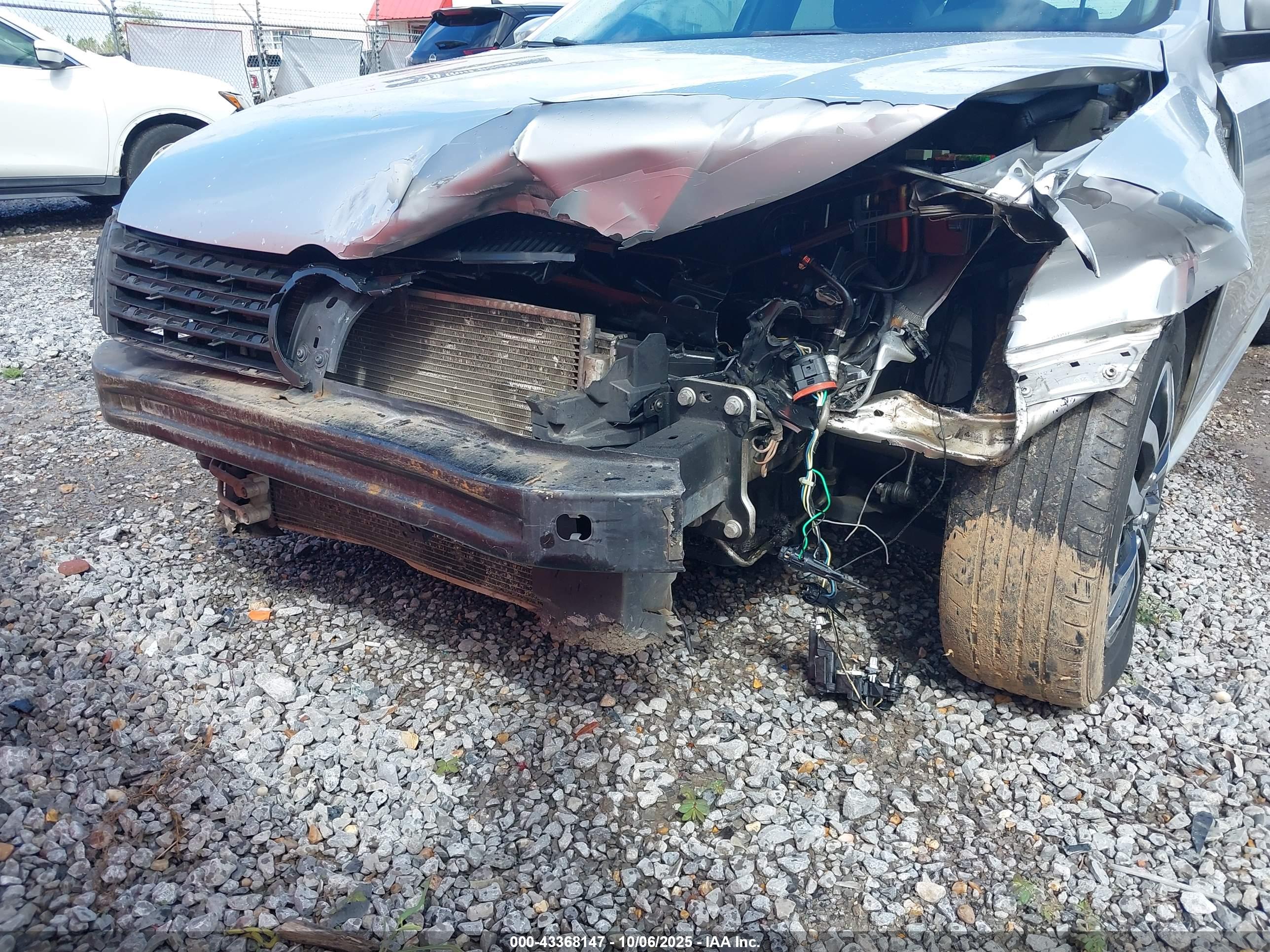 VOLKSWAGEN PASSAT image 6