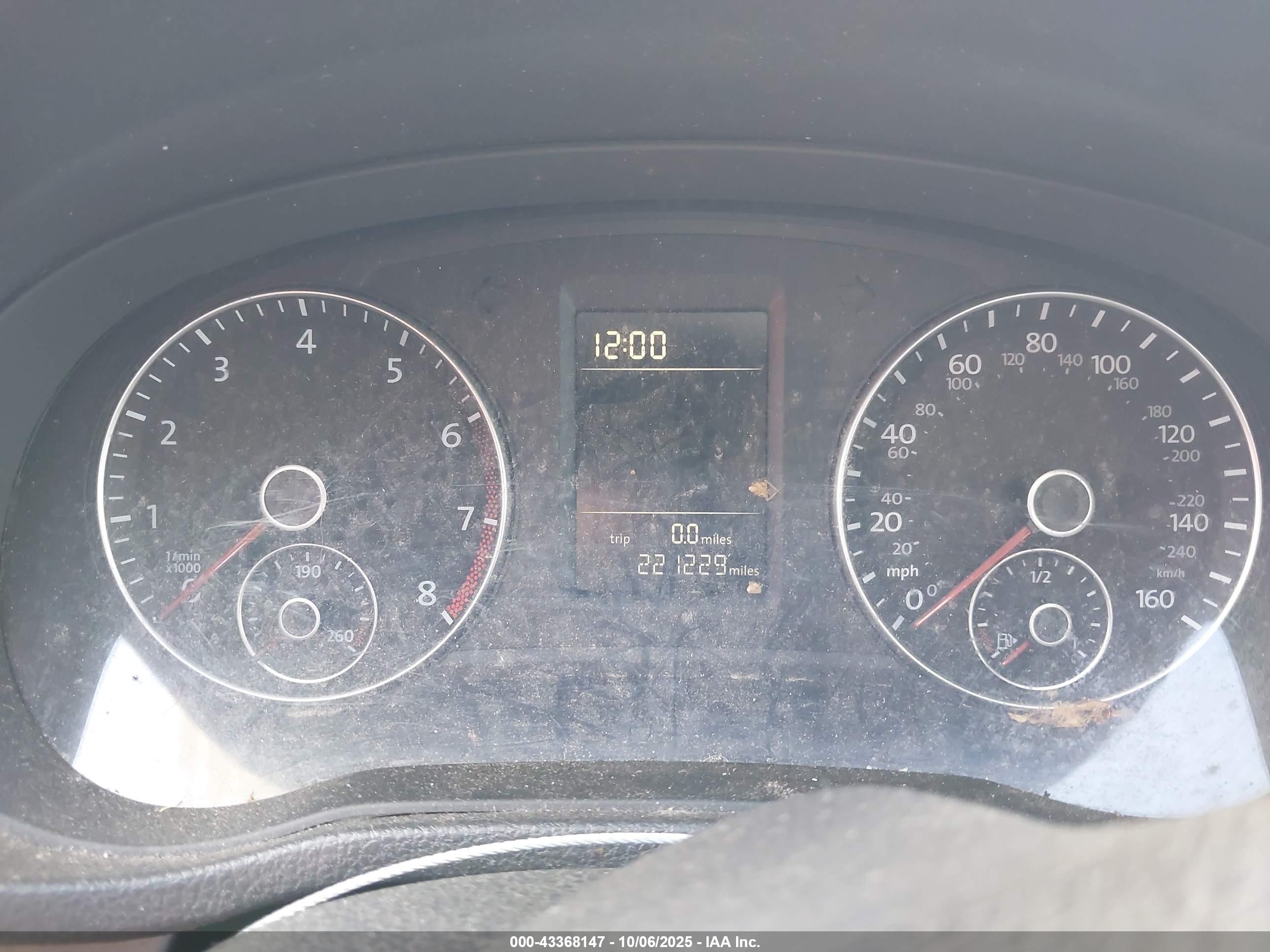 VOLKSWAGEN PASSAT image 7