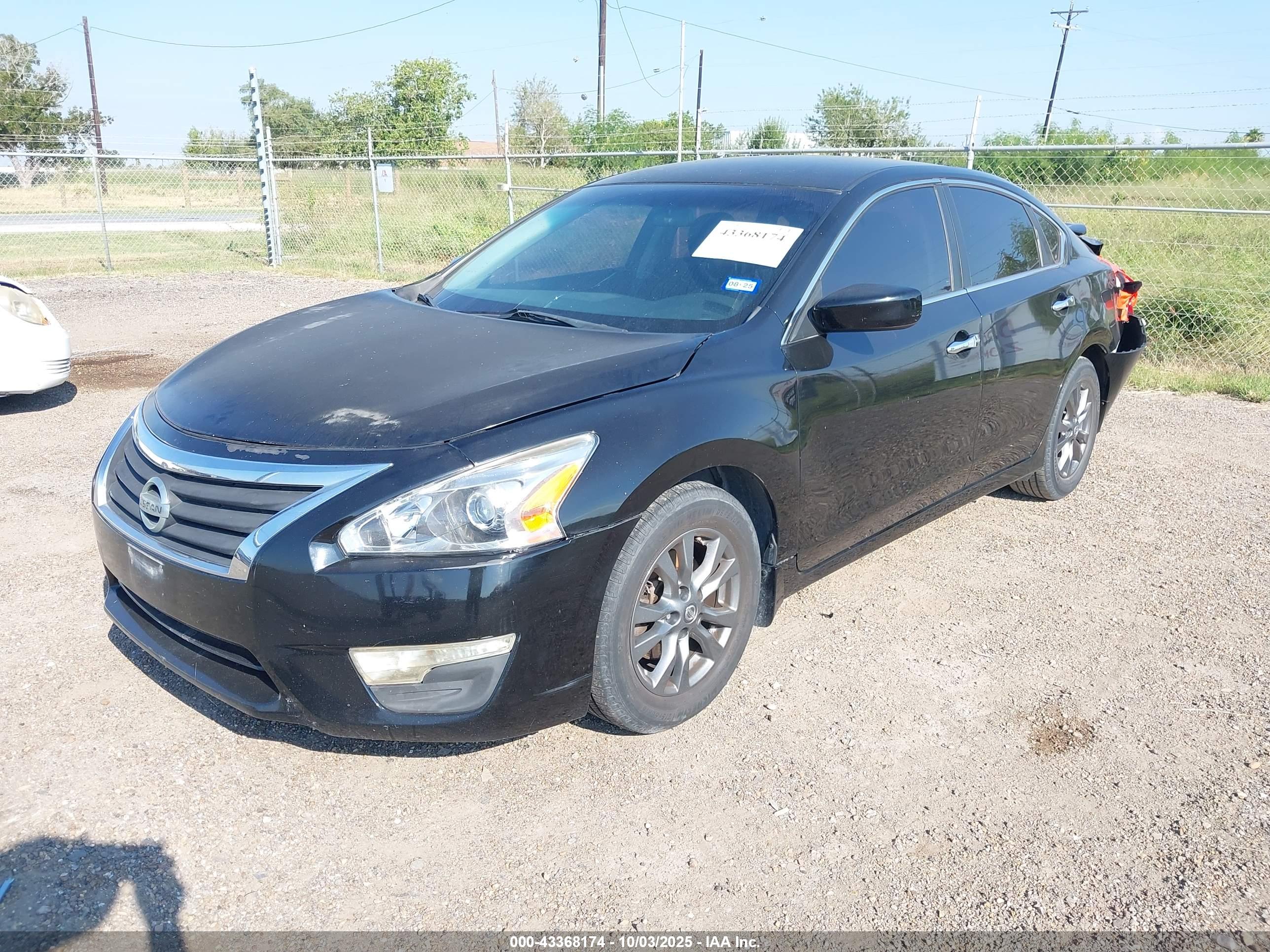 NISSAN ALTIMA image 2
