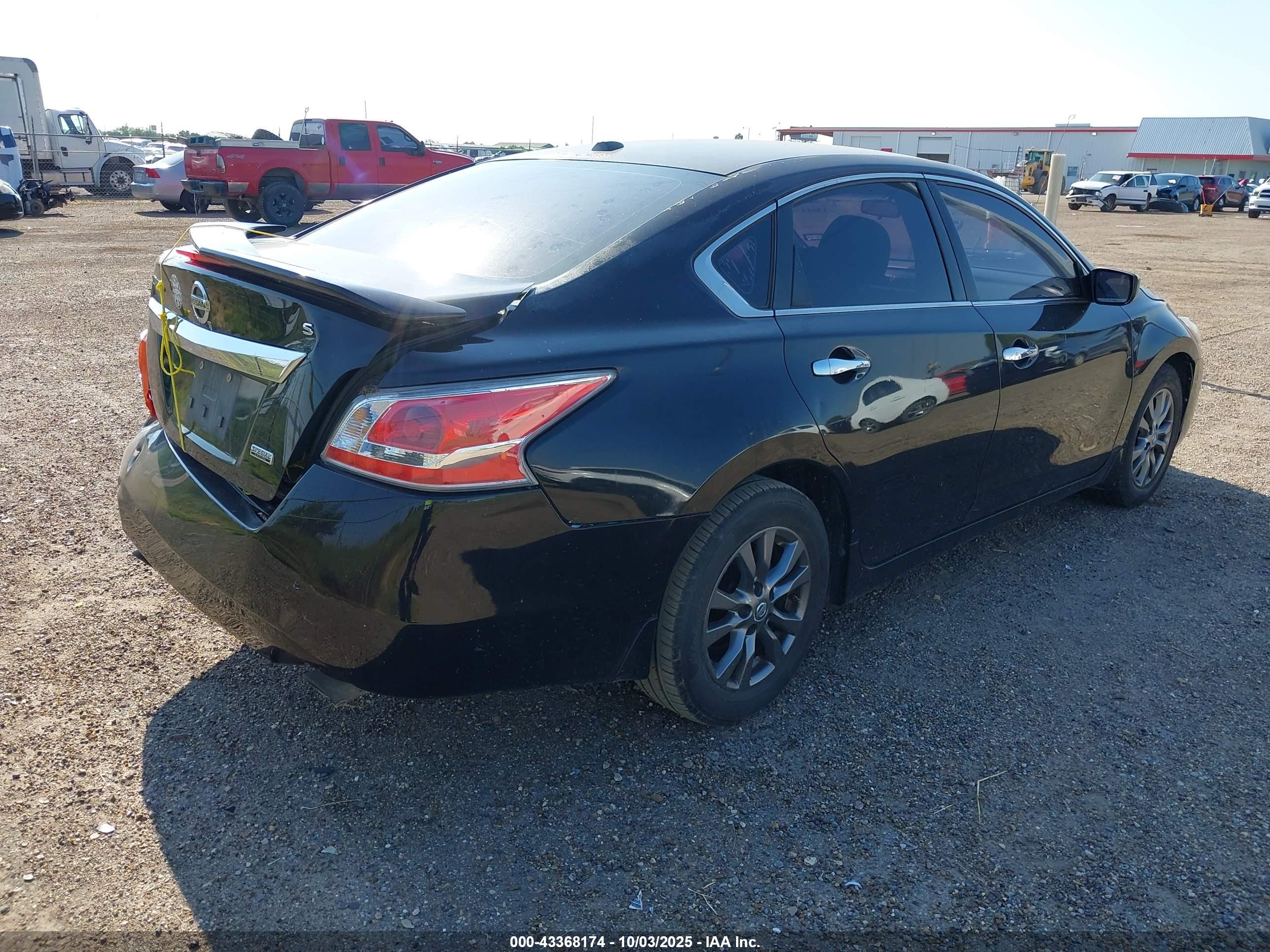 NISSAN ALTIMA image 4