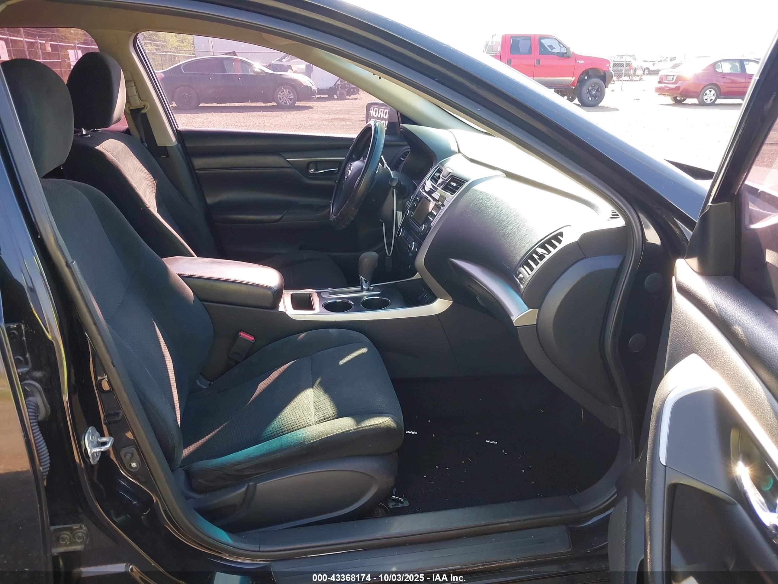NISSAN ALTIMA image 5