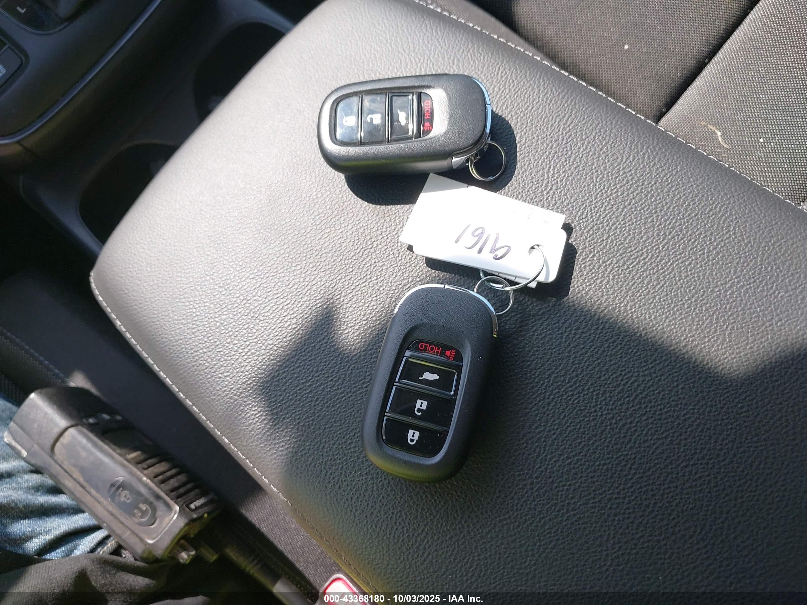 HONDA CR-V image 11