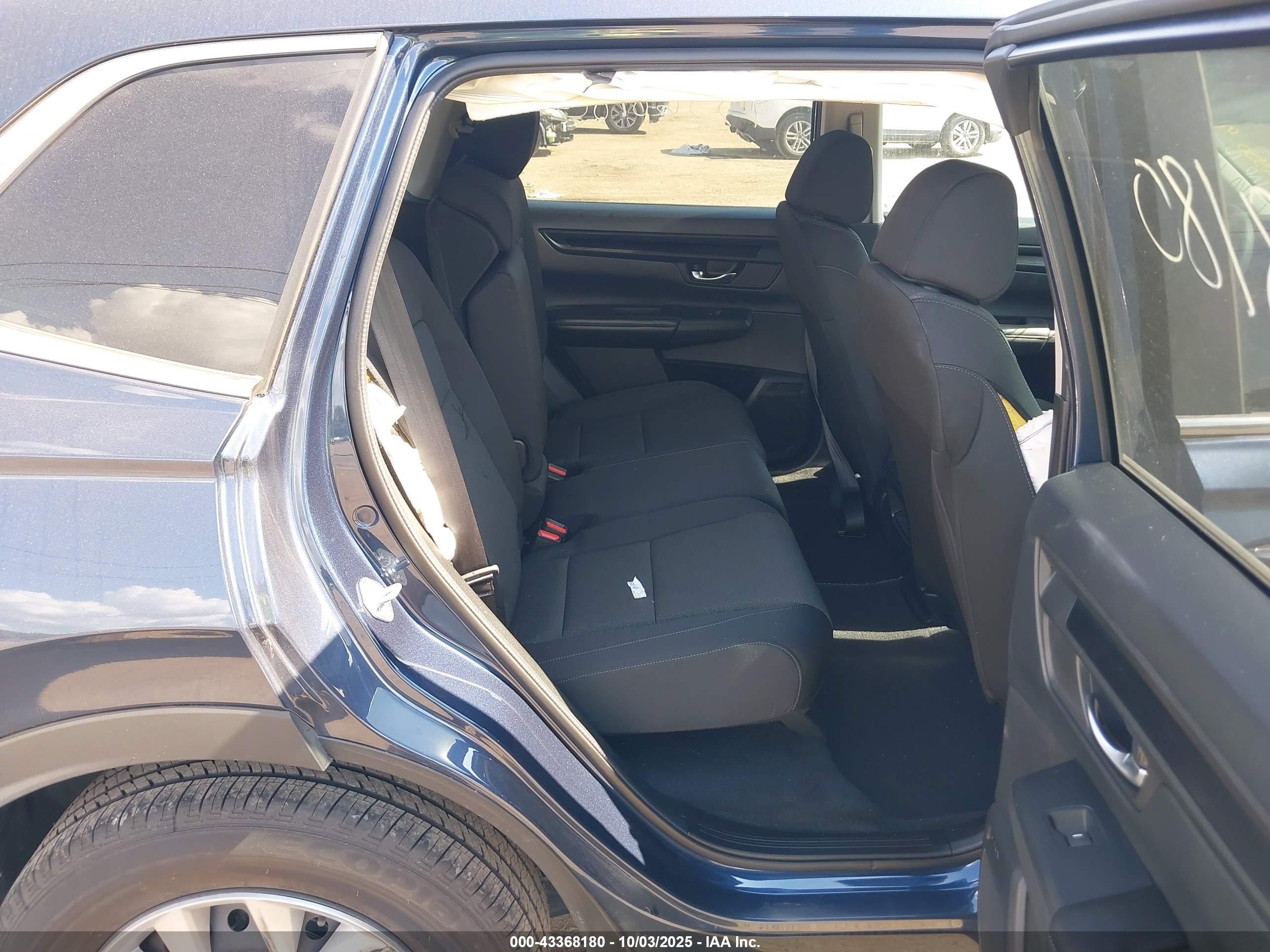 HONDA CR-V image 8