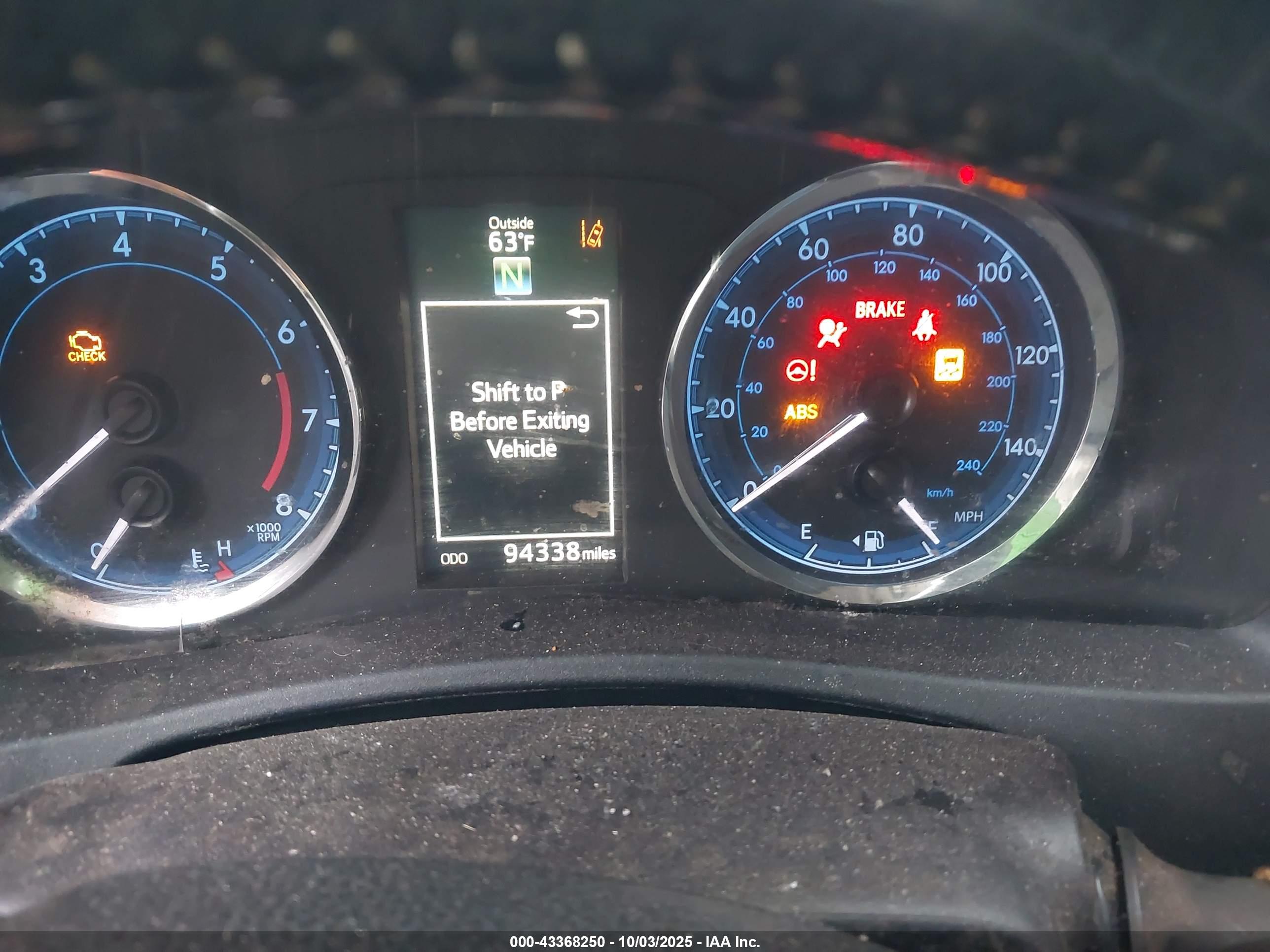 TOYOTA COROLLA image 7