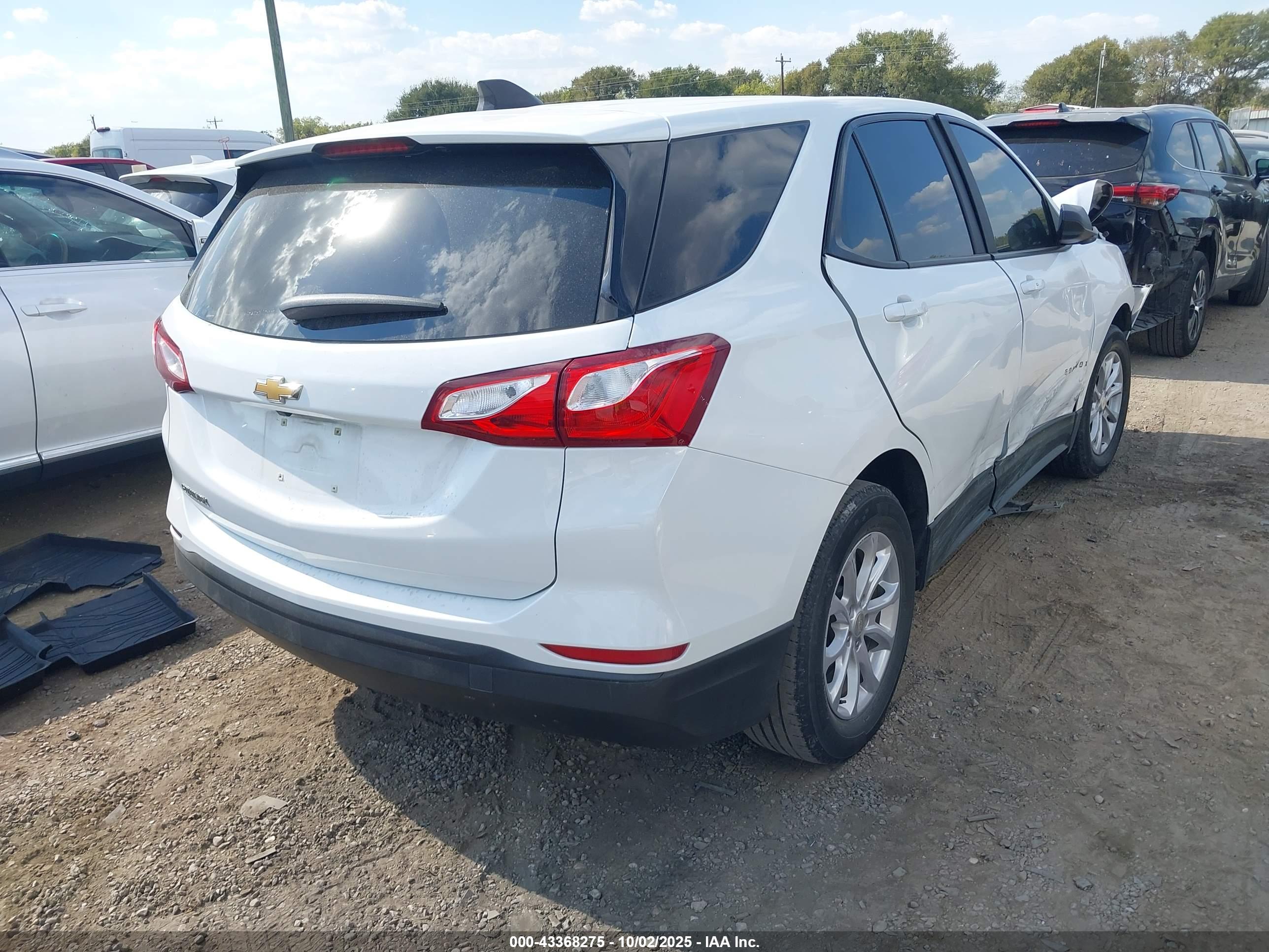 CHEVROLET EQUINOX image 4