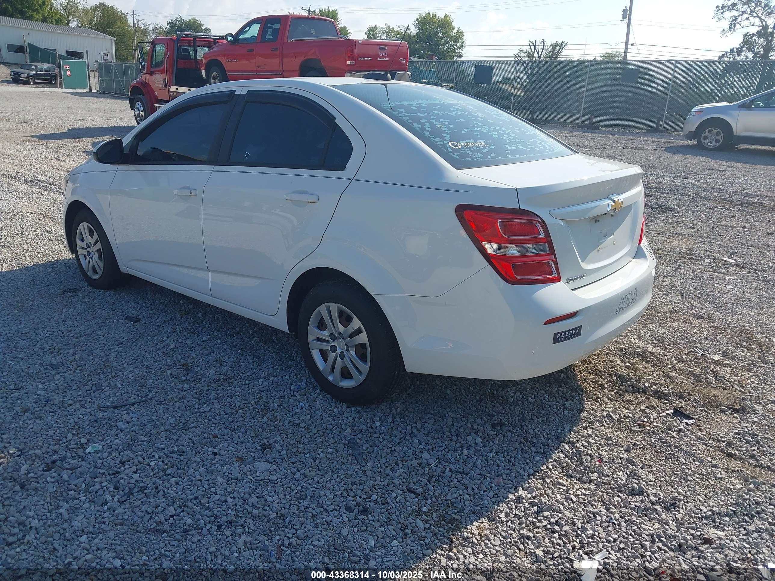 CHEVROLET SONIC image 3