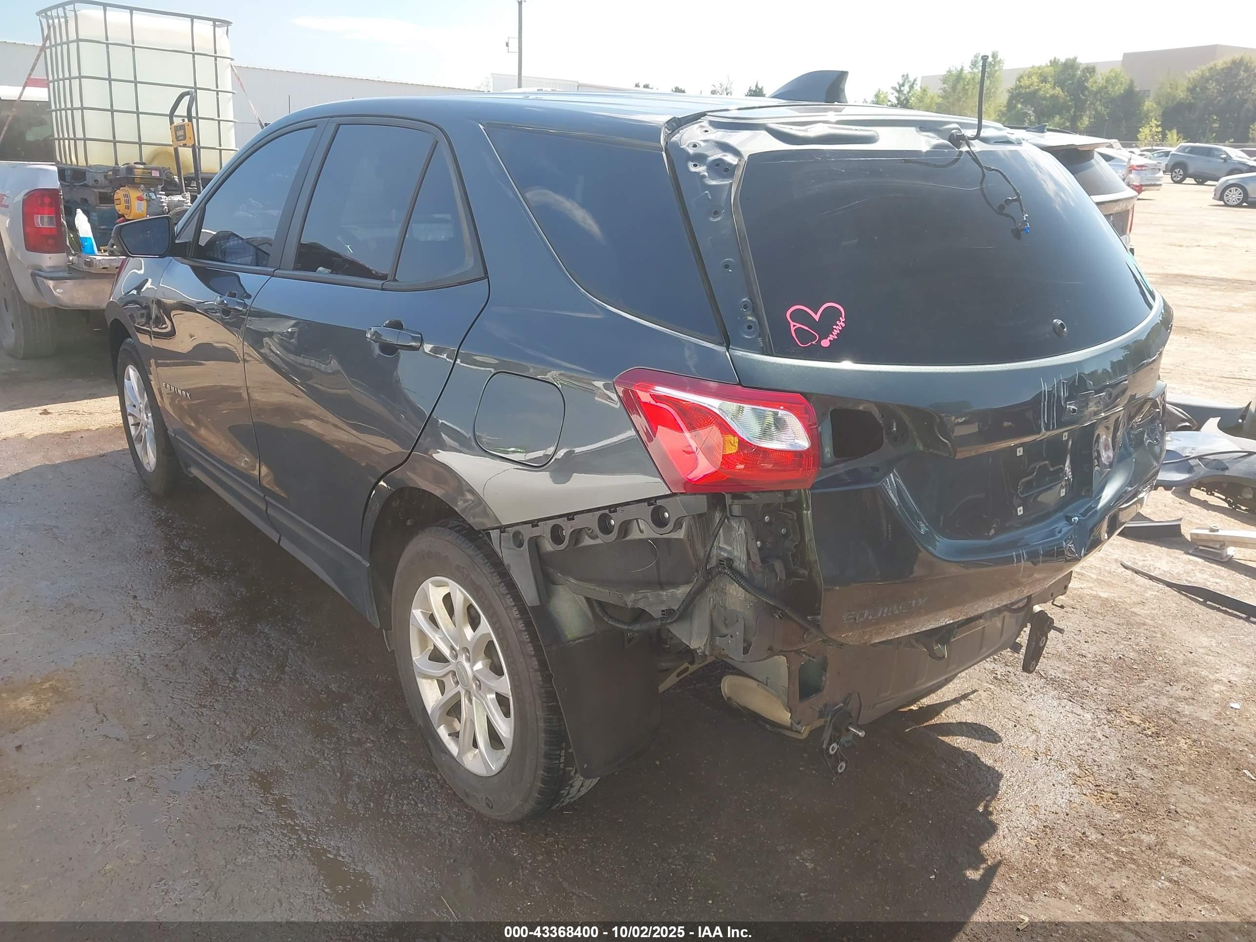 CHEVROLET EQUINOX image 3