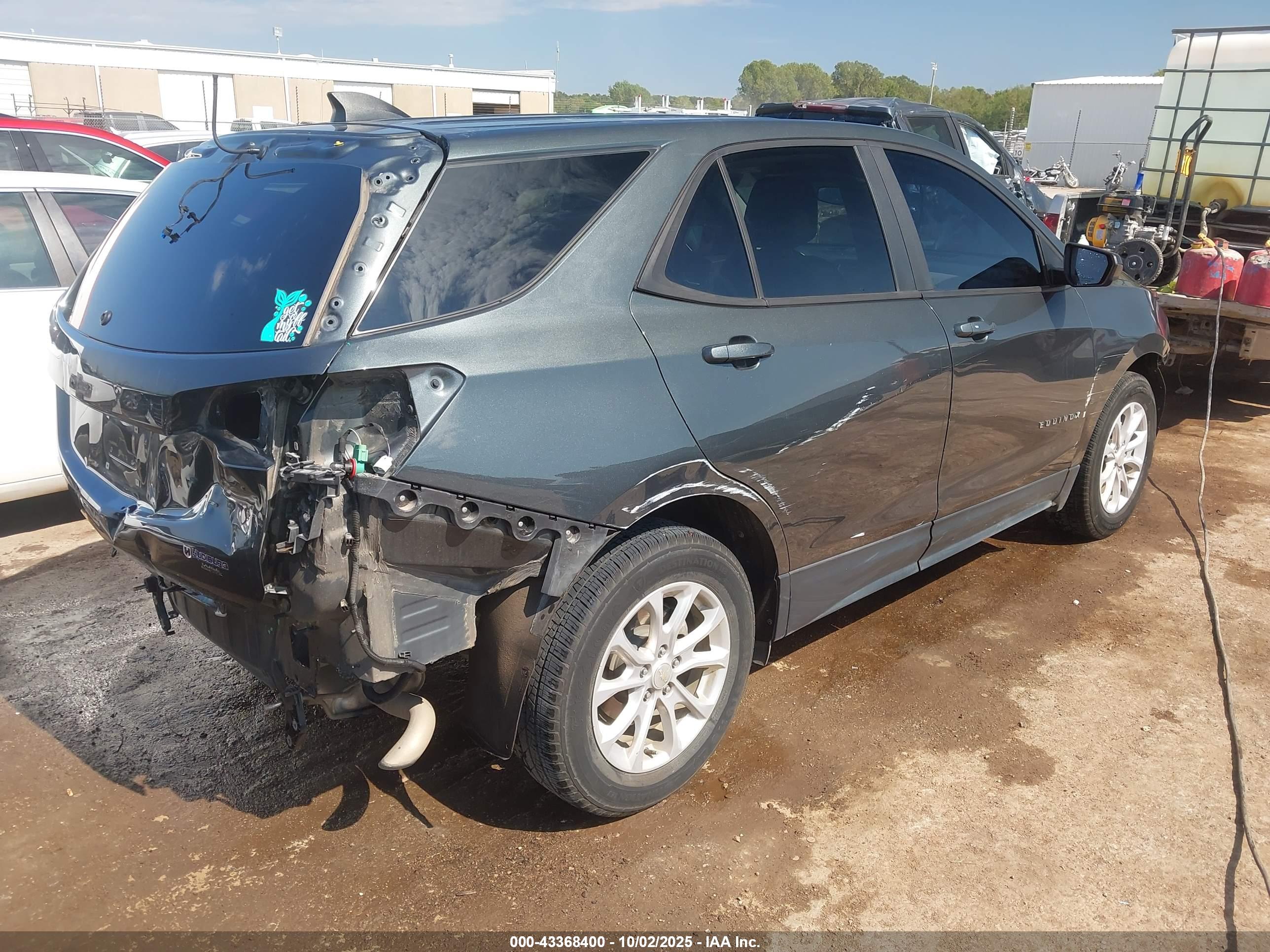 CHEVROLET EQUINOX image 4