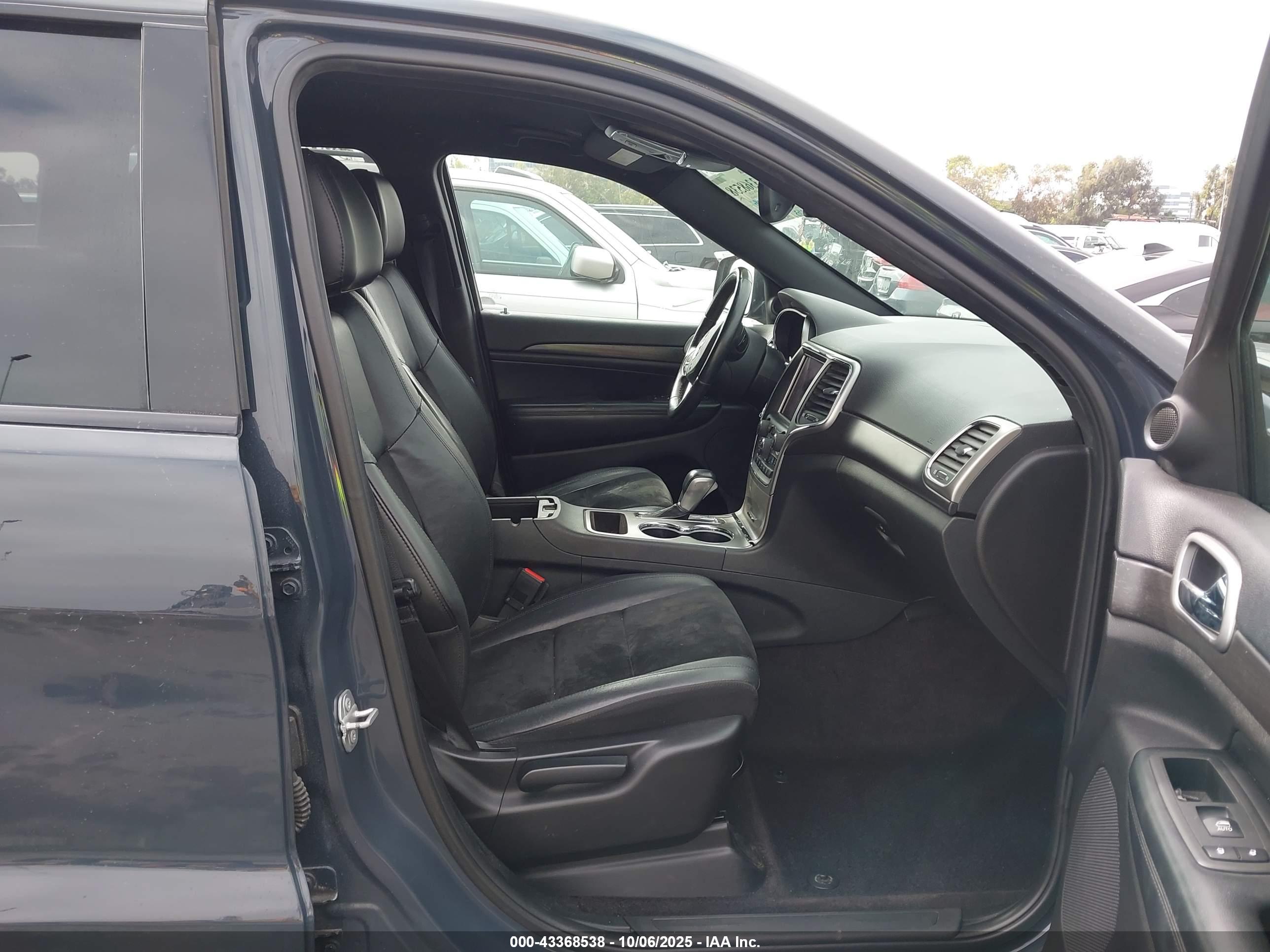 JEEP GRAND image 5