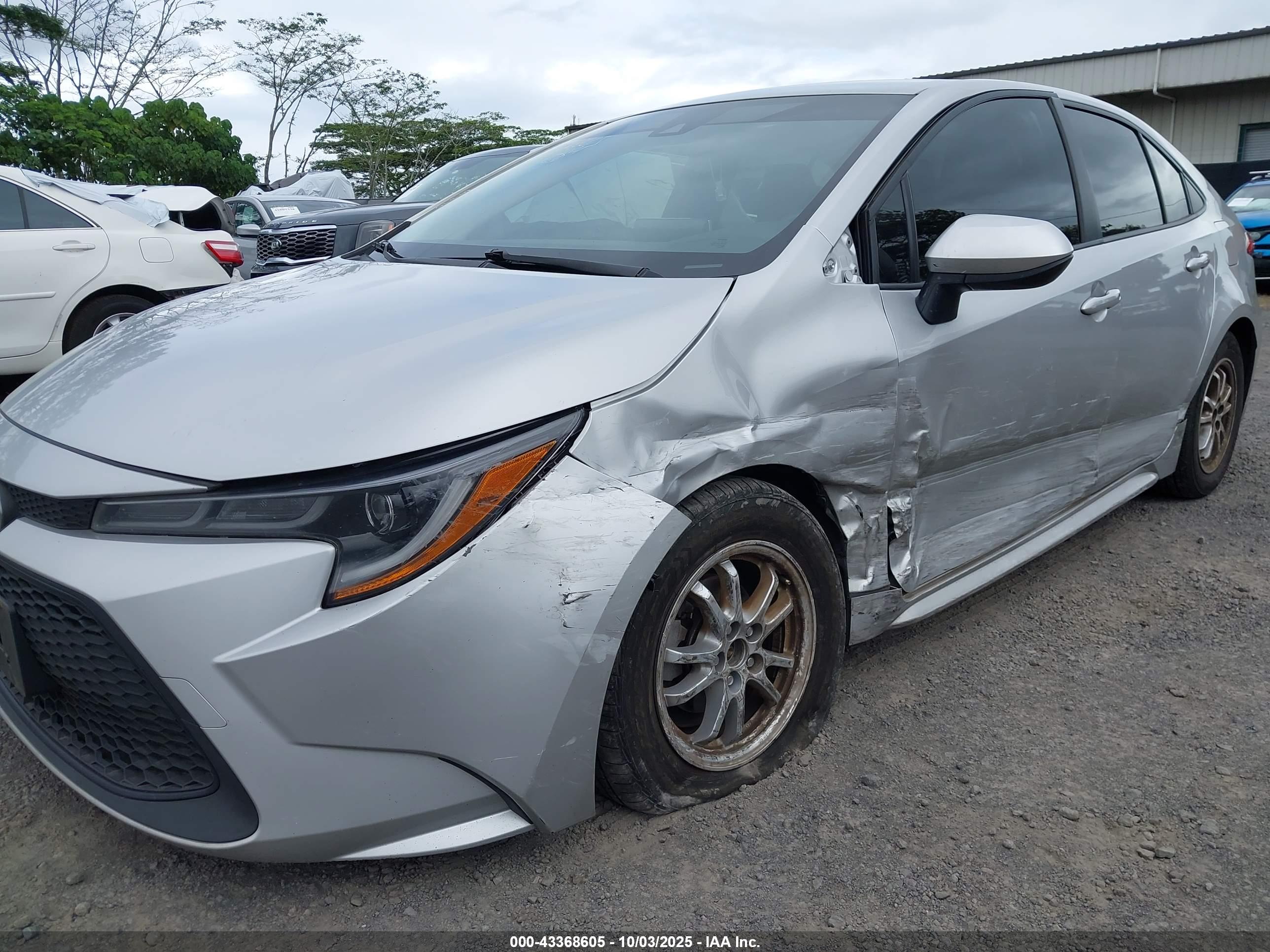 TOYOTA COROLLA image 6