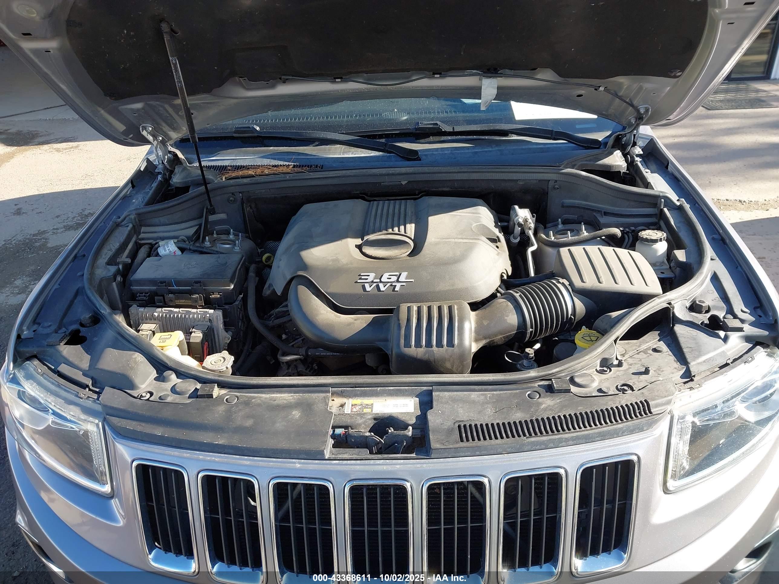 JEEP GRAND image 10