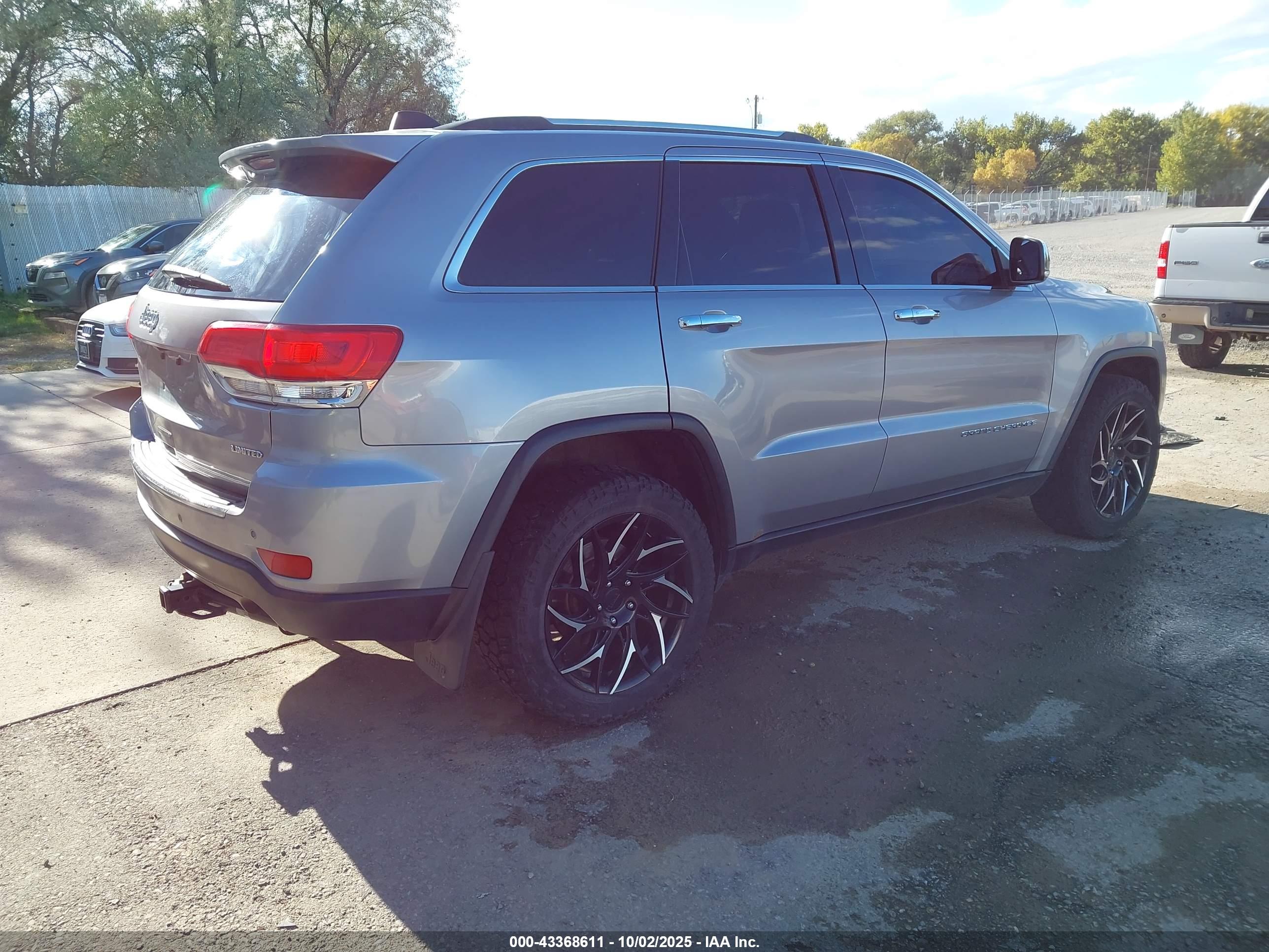 JEEP GRAND image 4