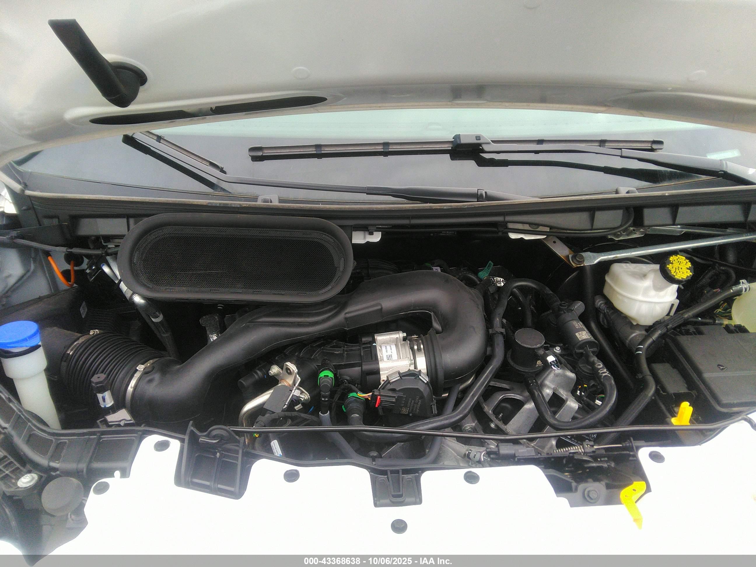 FORD TRANSIT-350 image 10