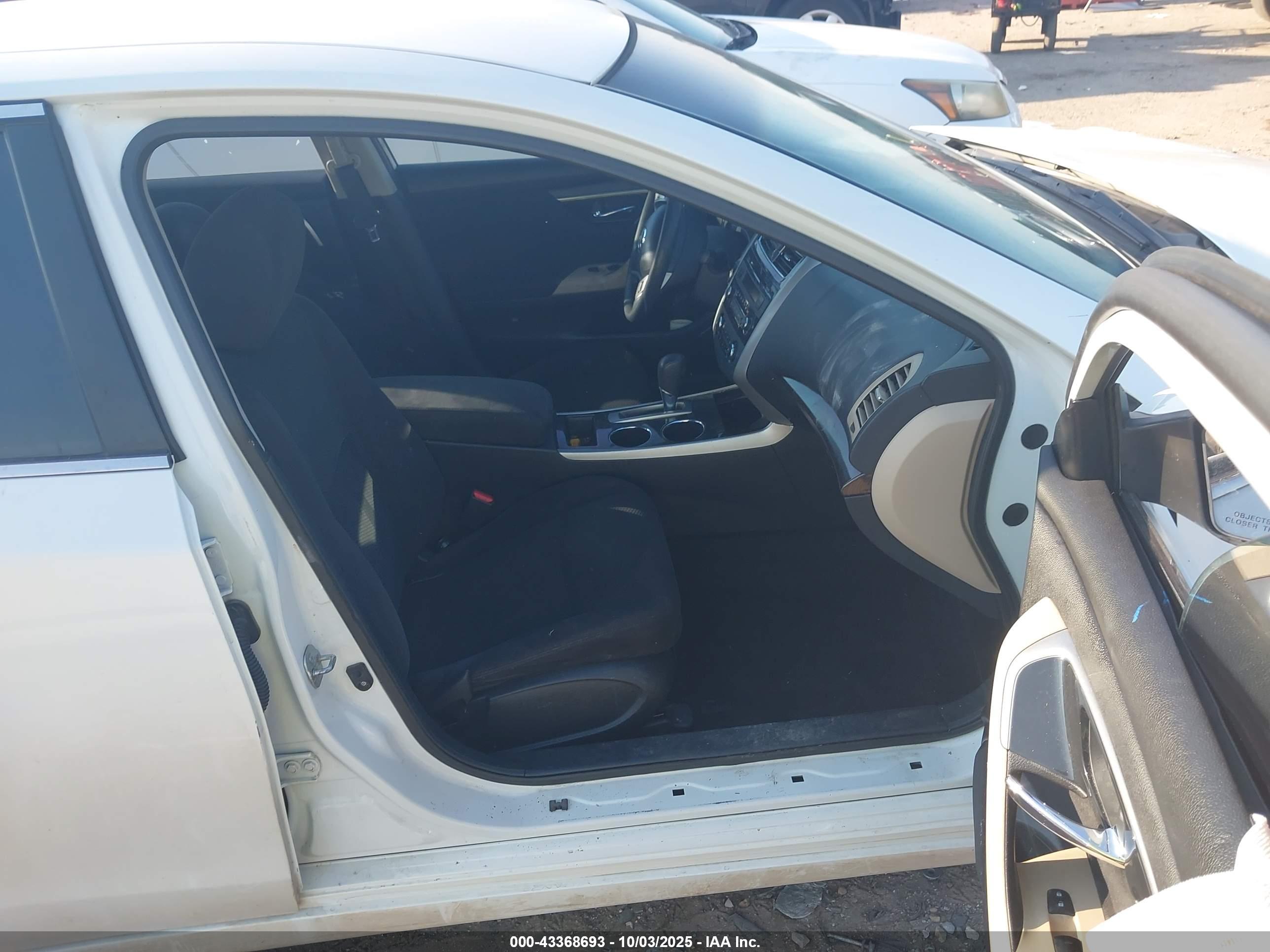 NISSAN ALTIMA image 5
