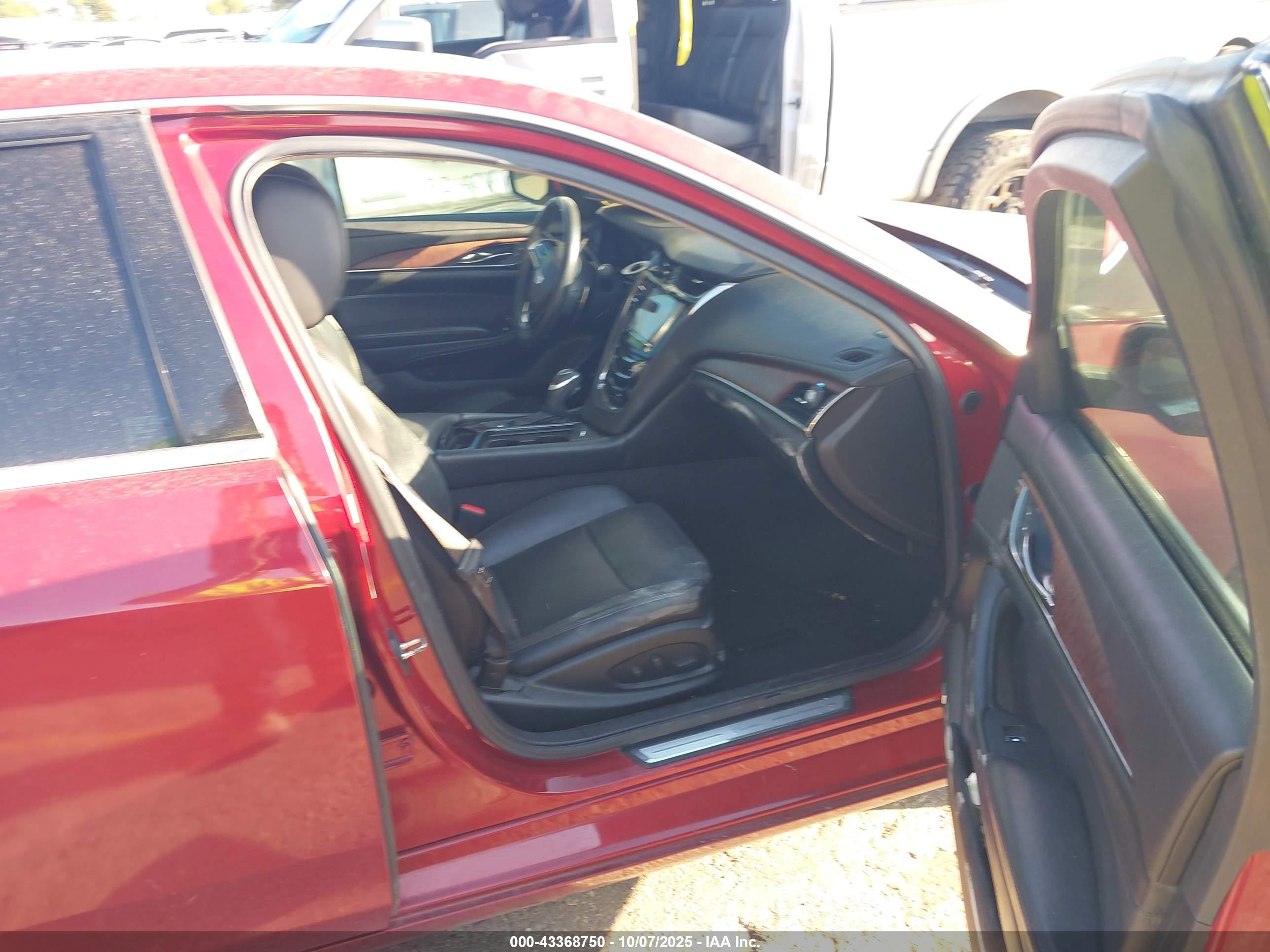 CADILLAC CTS image 5