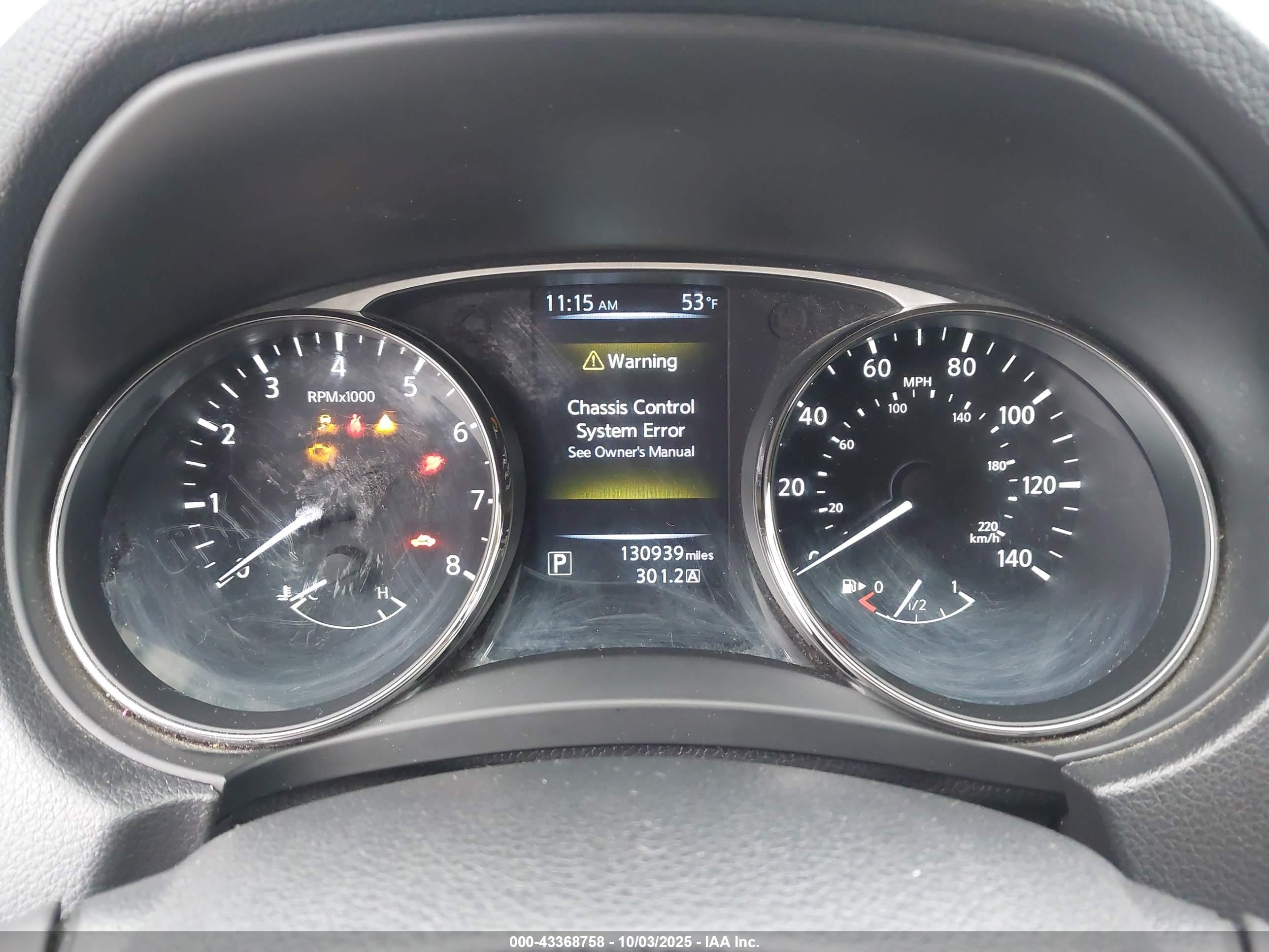 NISSAN ROGUE image 7