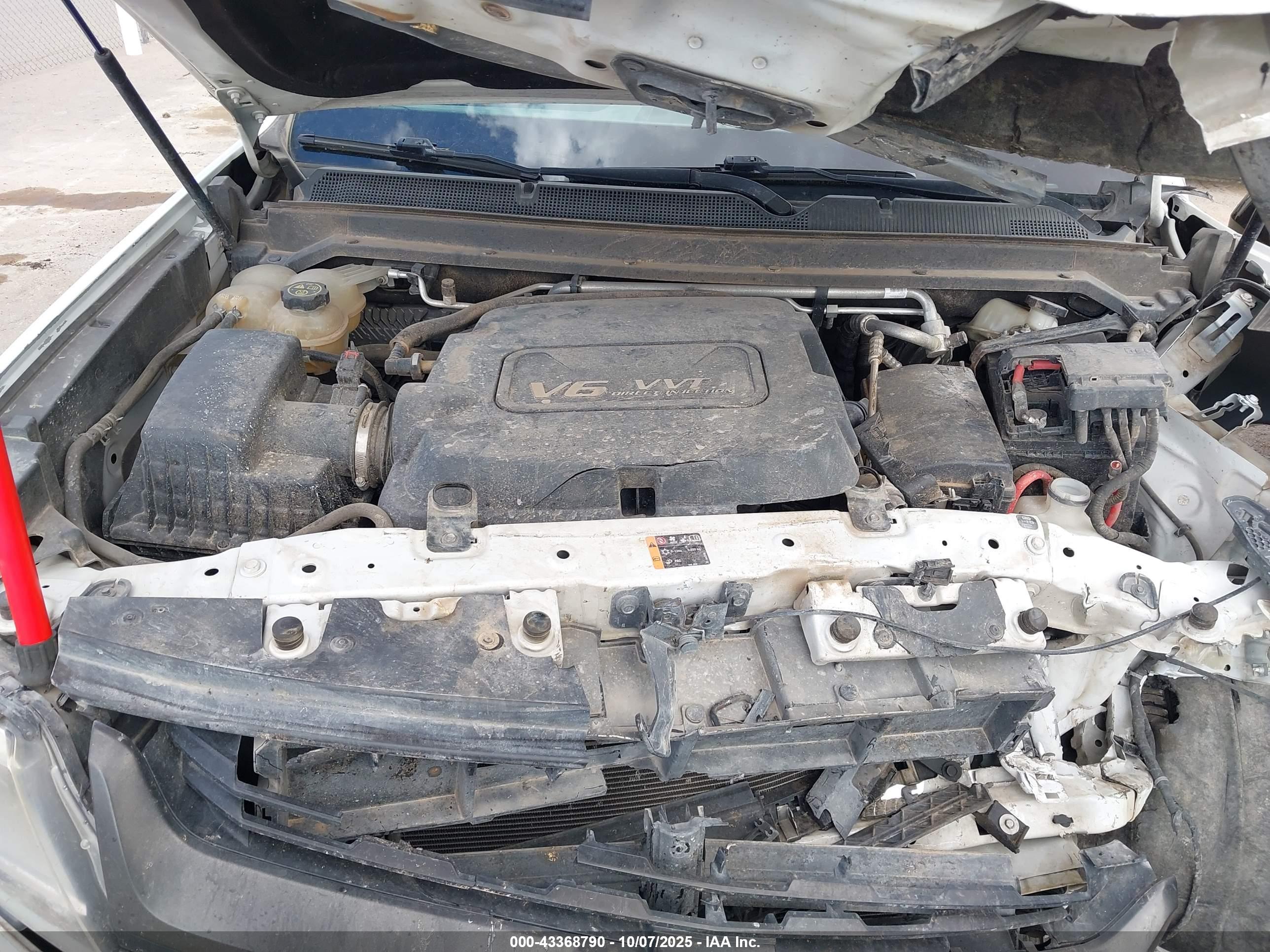 CHEVROLET COLORADO image 10