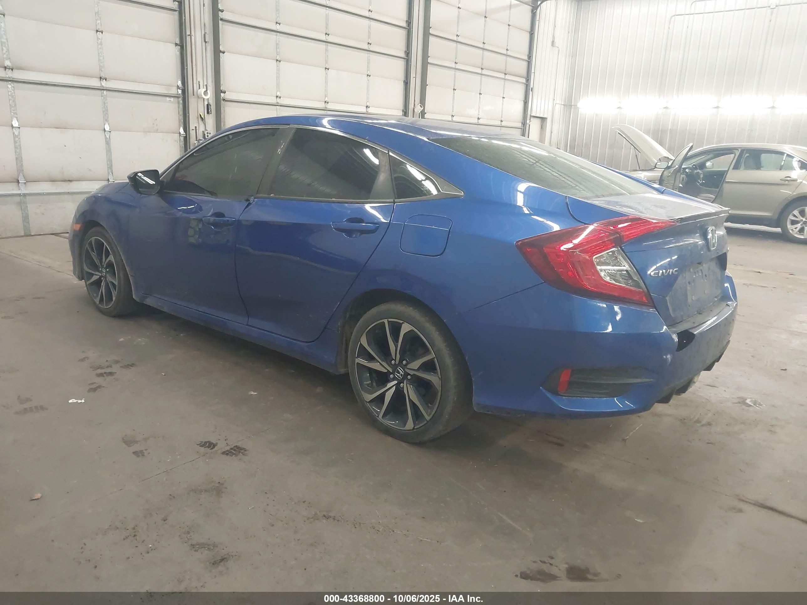 HONDA CIVIC image 3