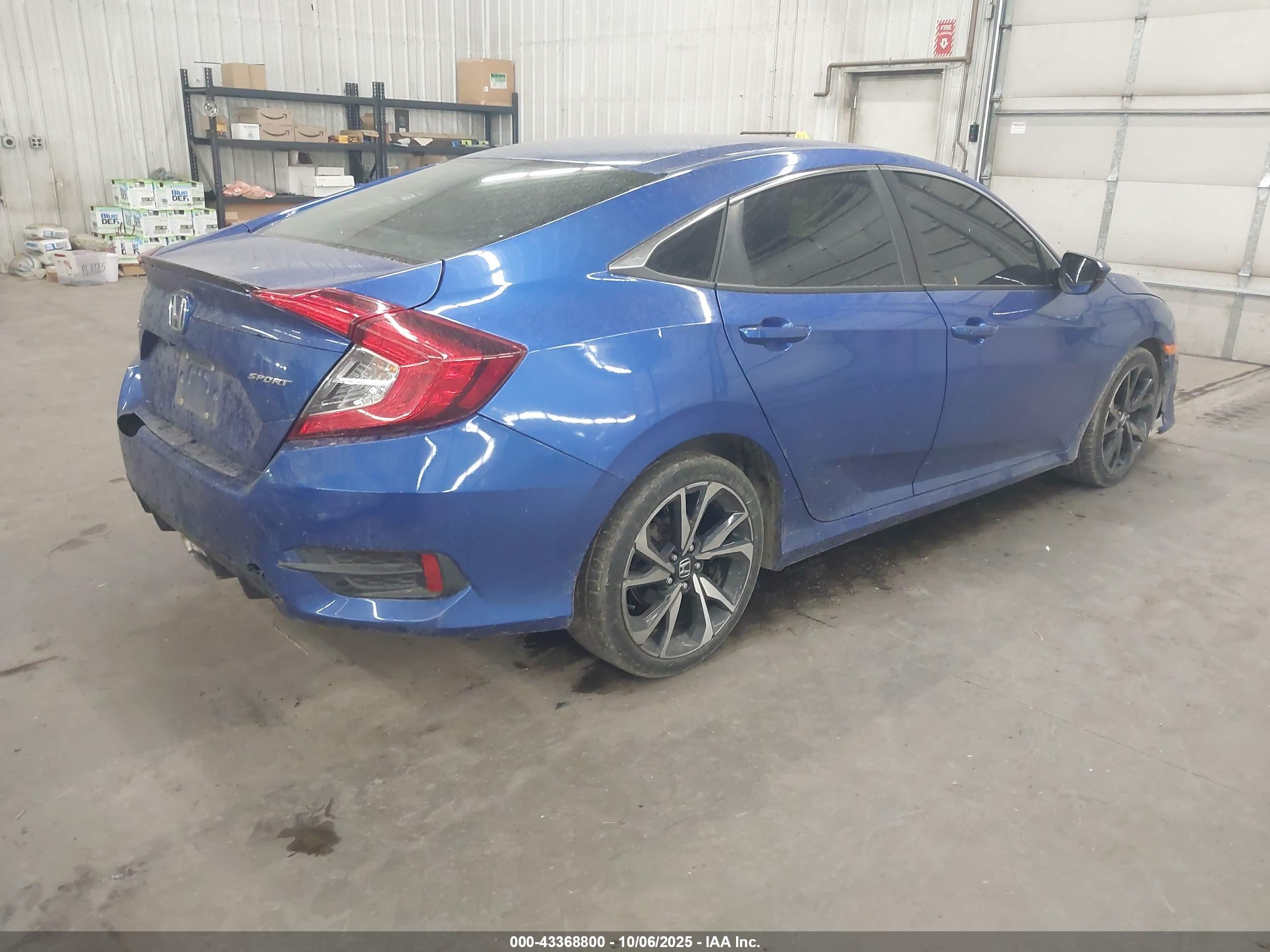 HONDA CIVIC image 4